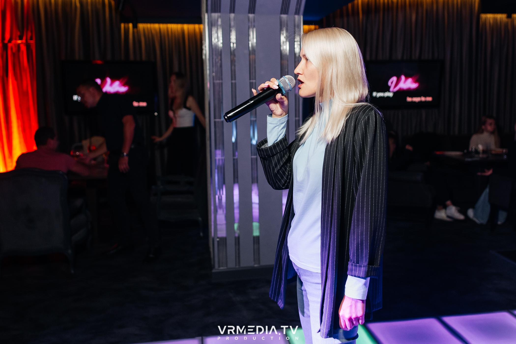 DANCE COCTAIL в караоке-баре «Volna»