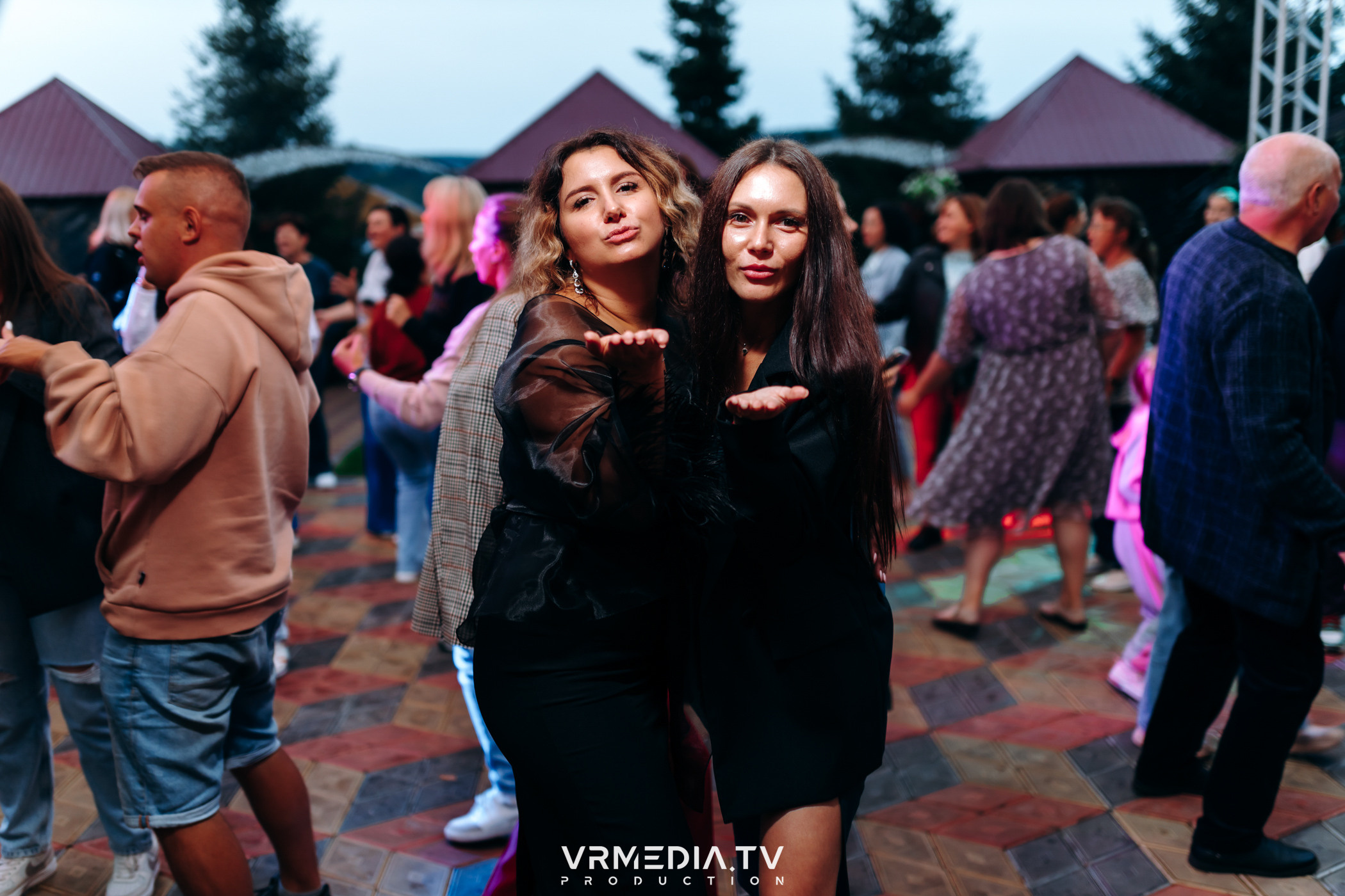 Выходные в ресторане «Лазурный берег»