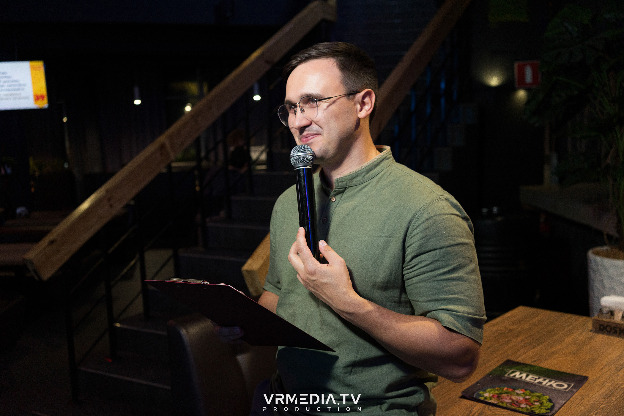 WoW QuiZ в баре «Друзья»