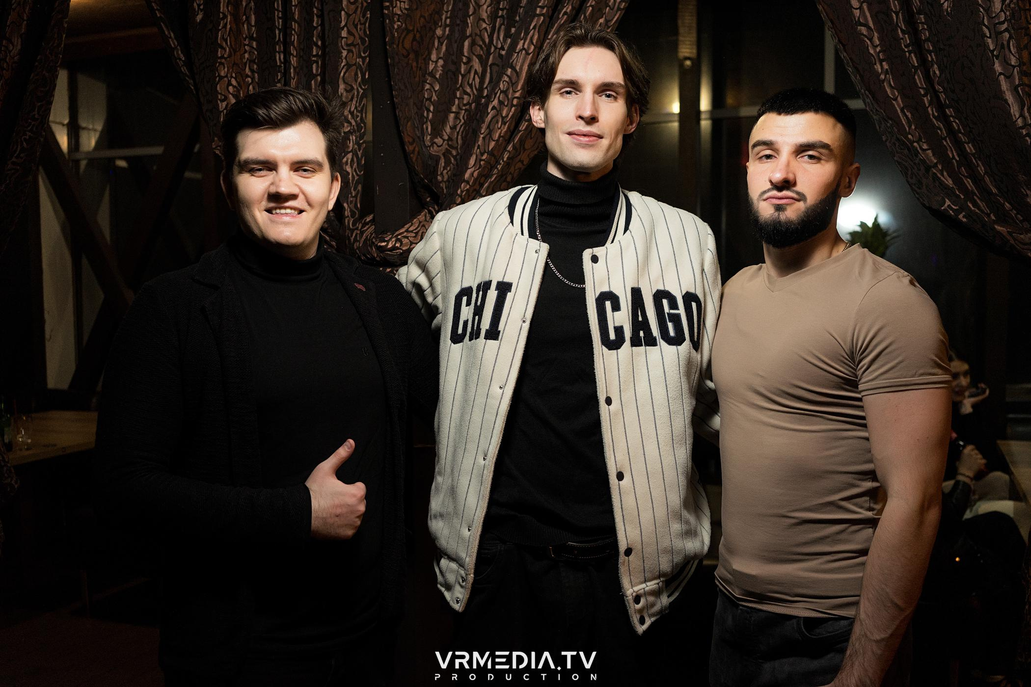 Выходные в баре «DOSKI»