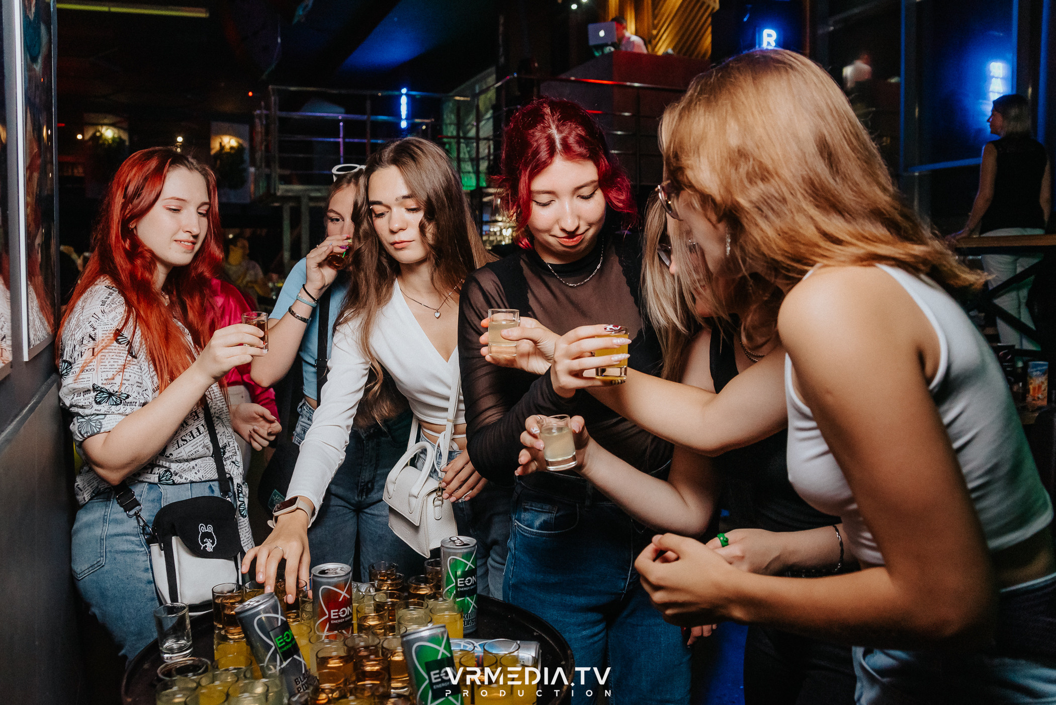 Выходные в баре «DOSKI»