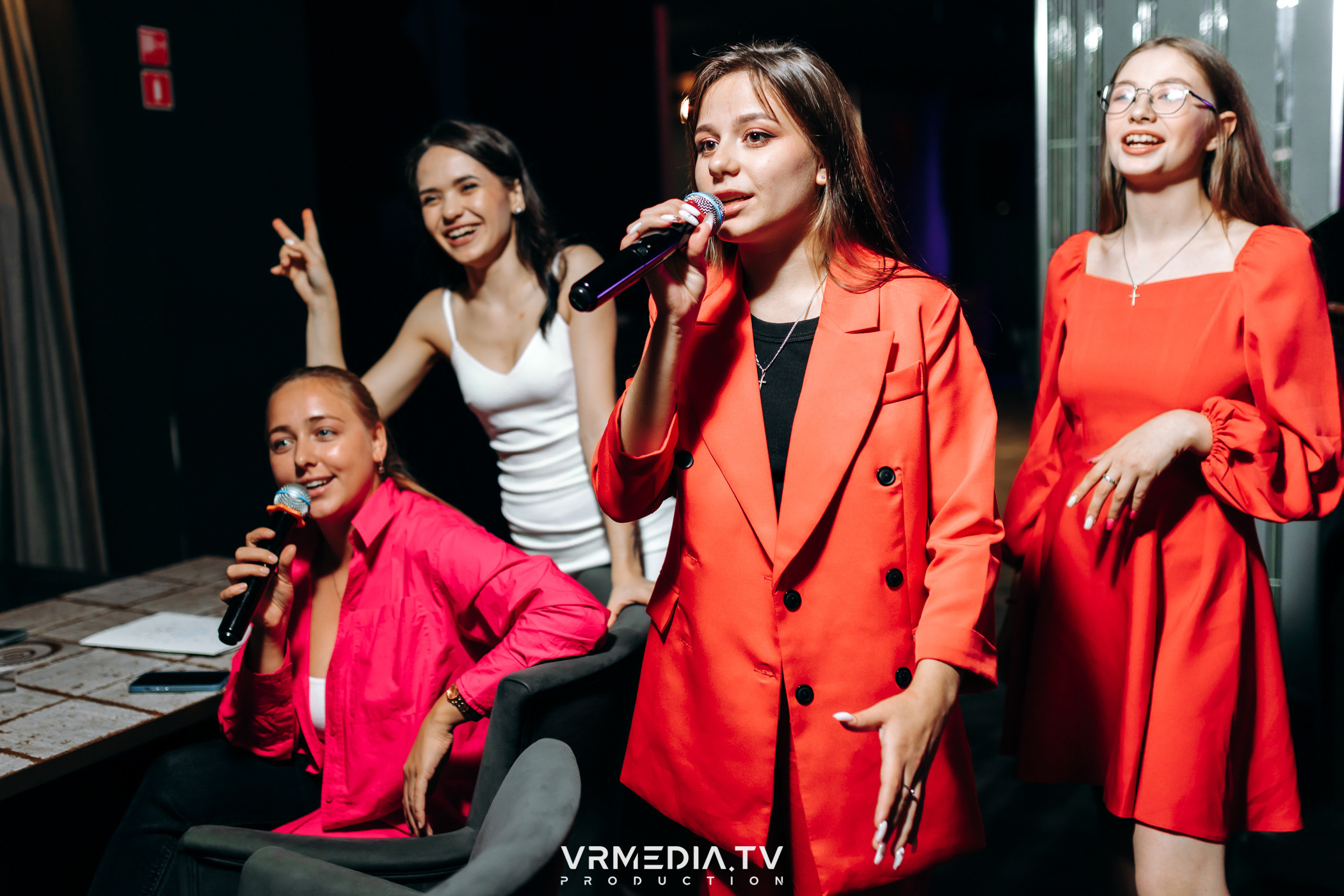 «Barbie party» в караоке-баре «Volna»