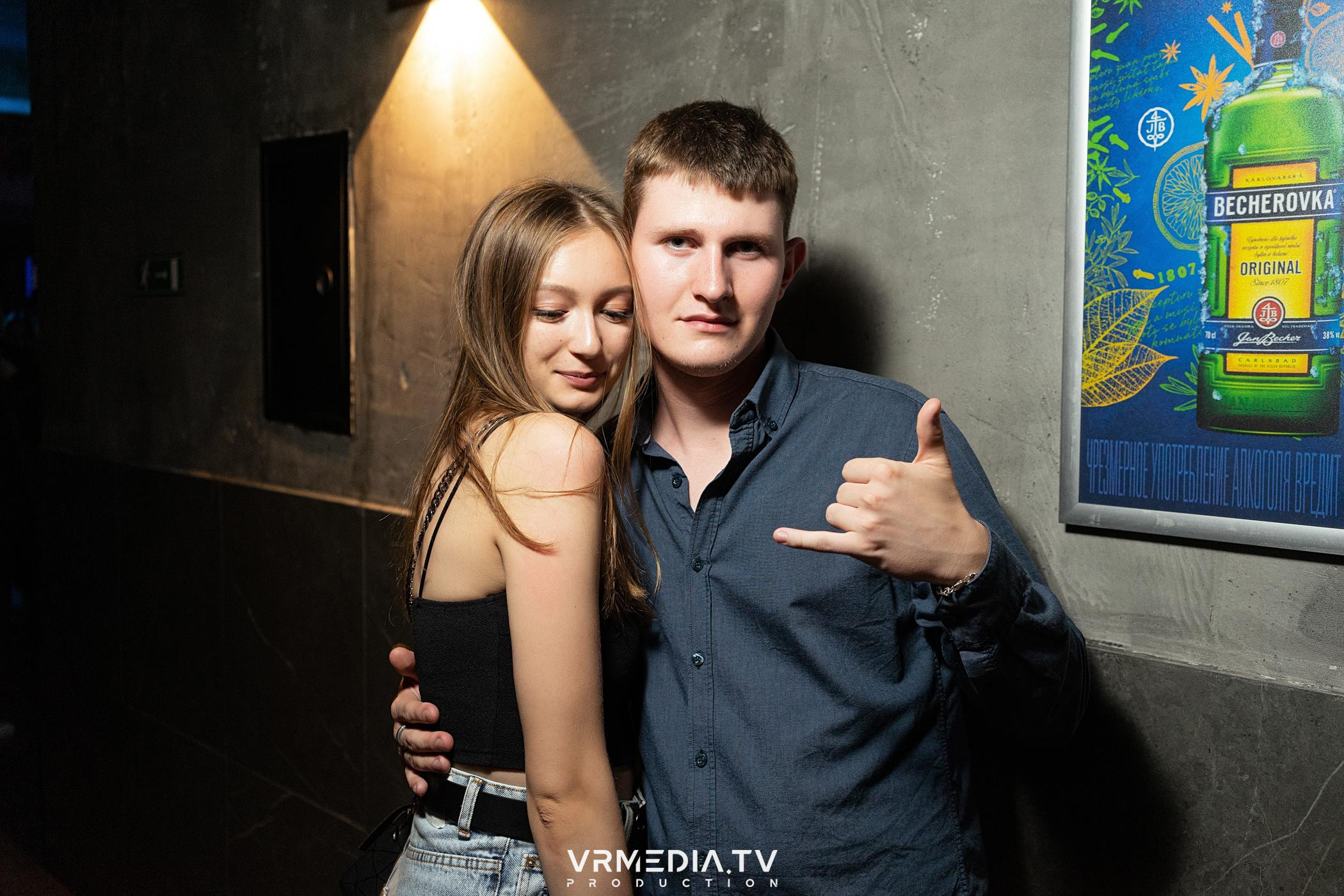 Выходные в баре «DOSKI»