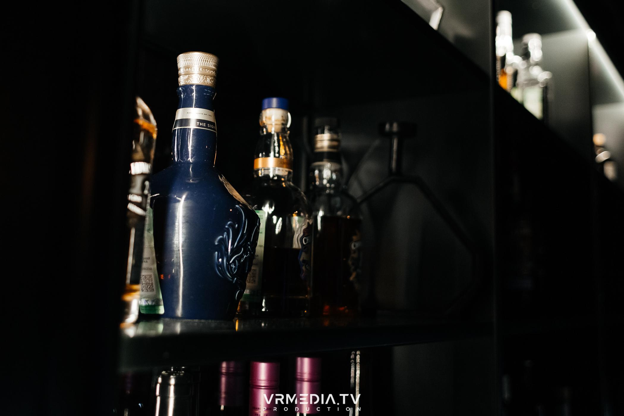 Выходные в караоке-баре «Volna»