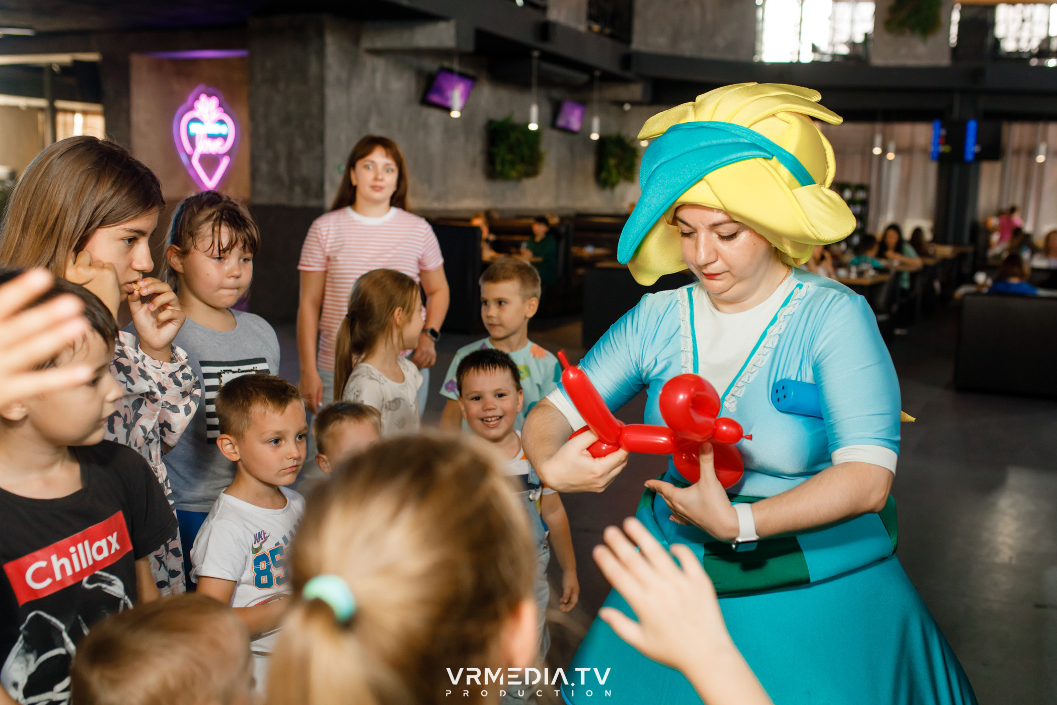 Baby time в баре «Друзья»