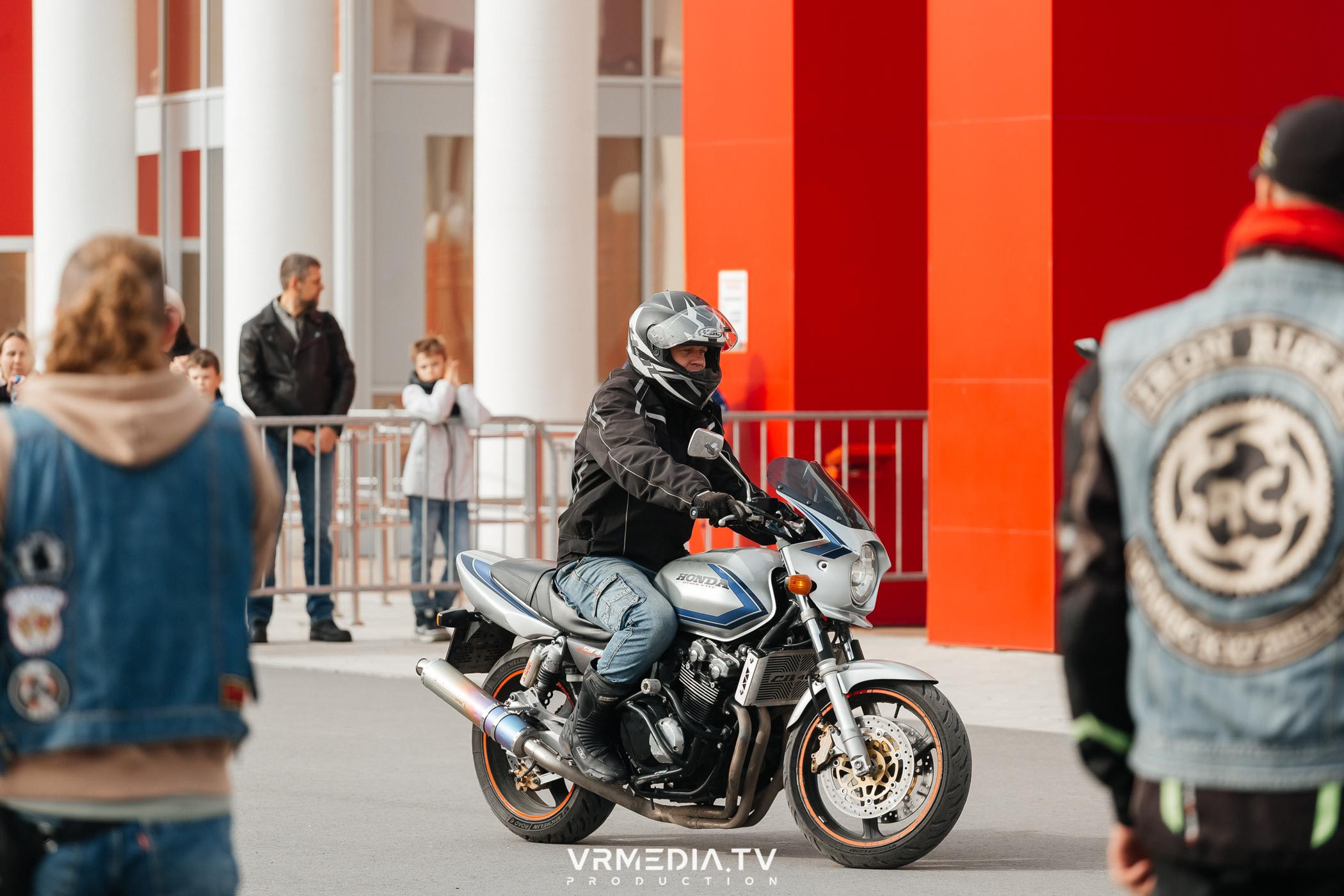 Городское закрытие мотосезона