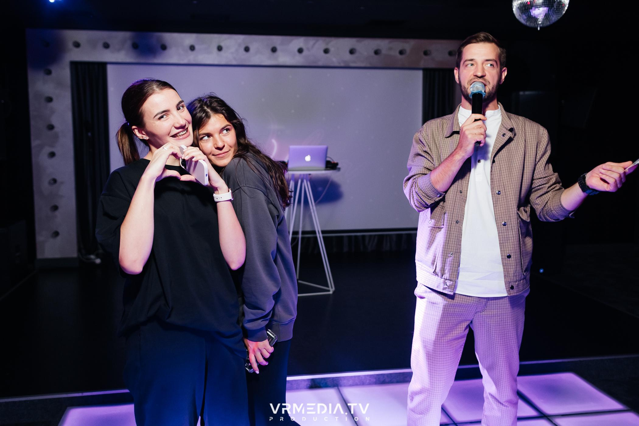 DANCE COCTAIL в караоке-баре «Volna»