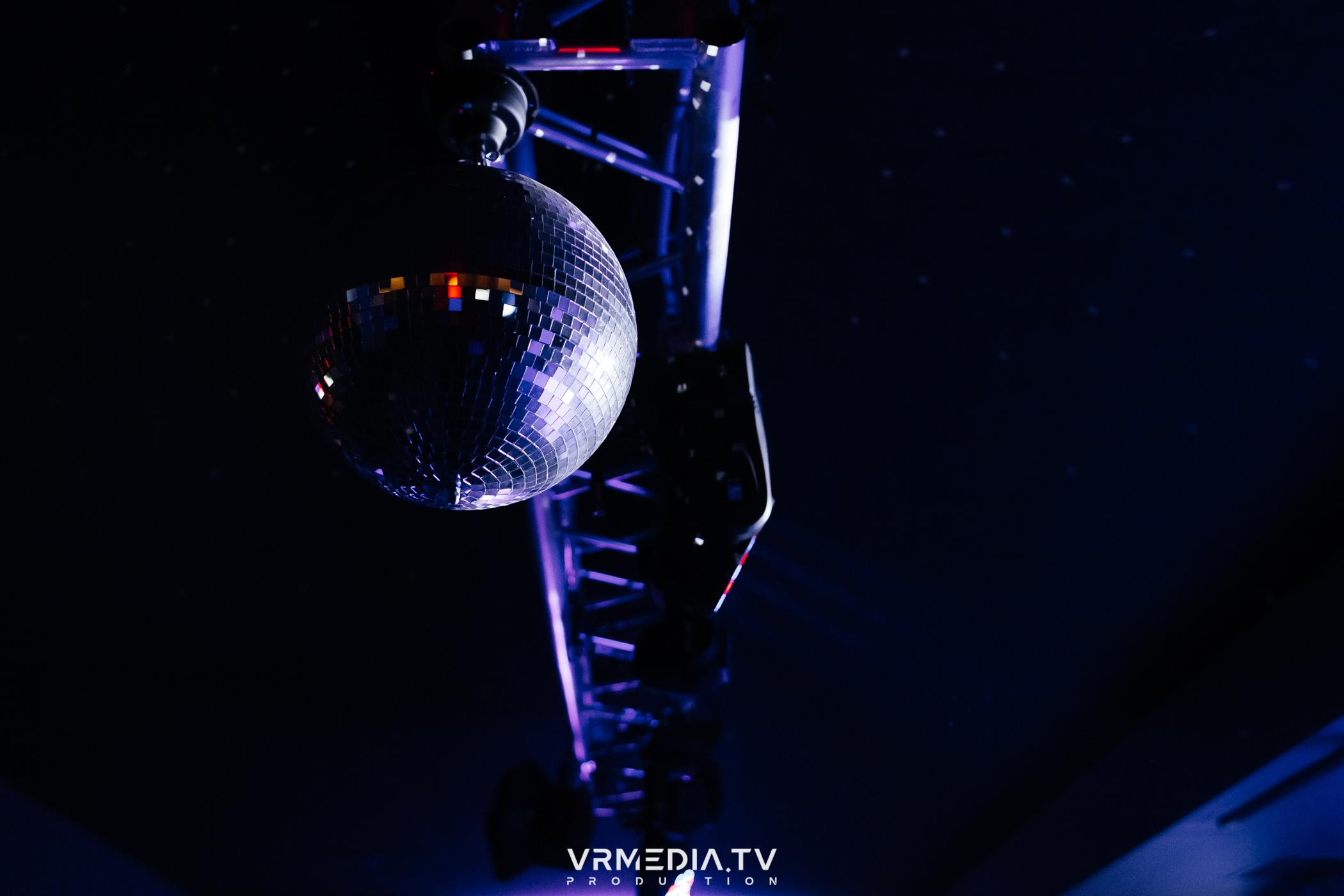 DANCE COCTAIL в караоке-баре «Volna»