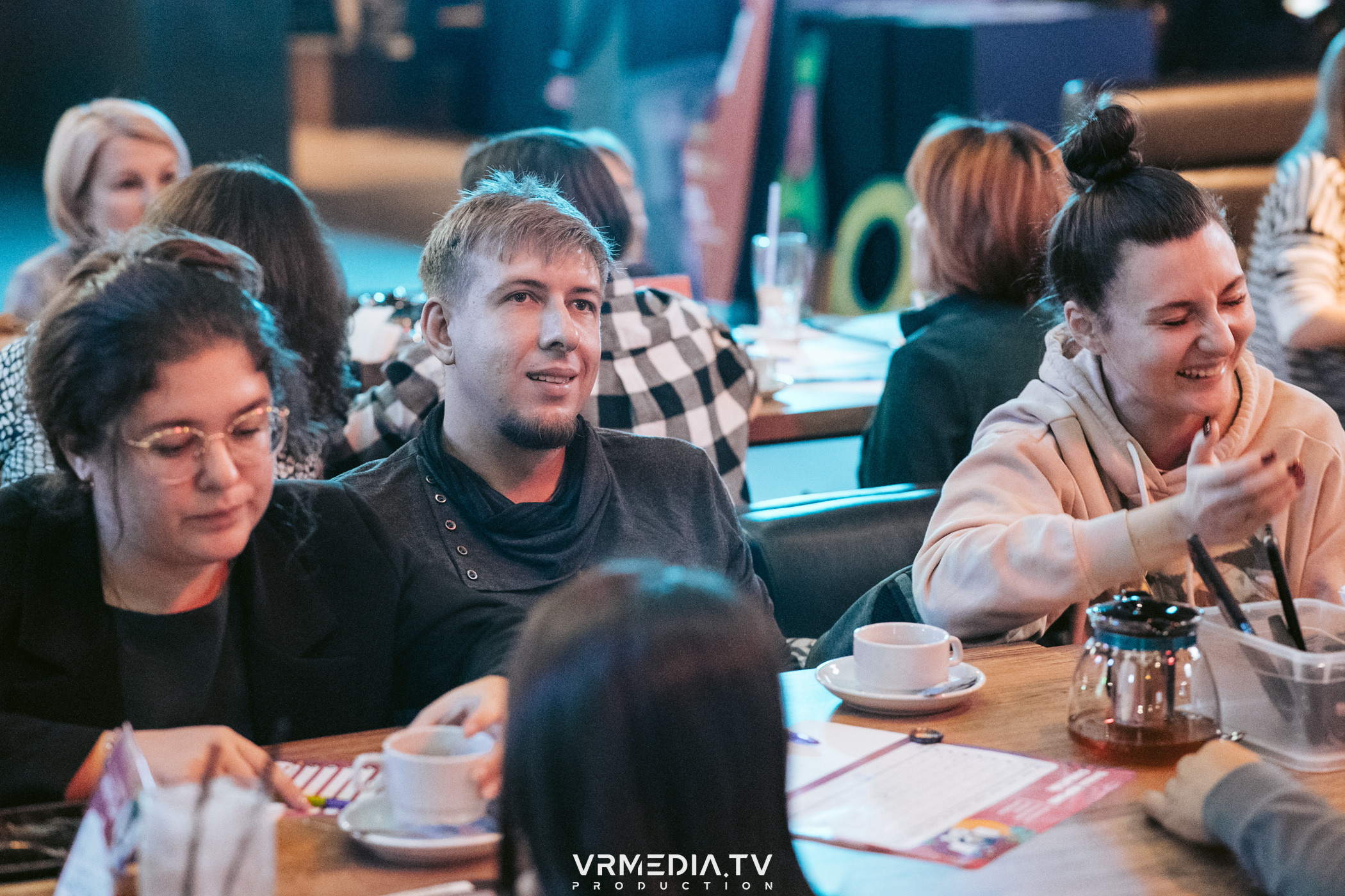 WoW QuiZ в баре «Друзья»