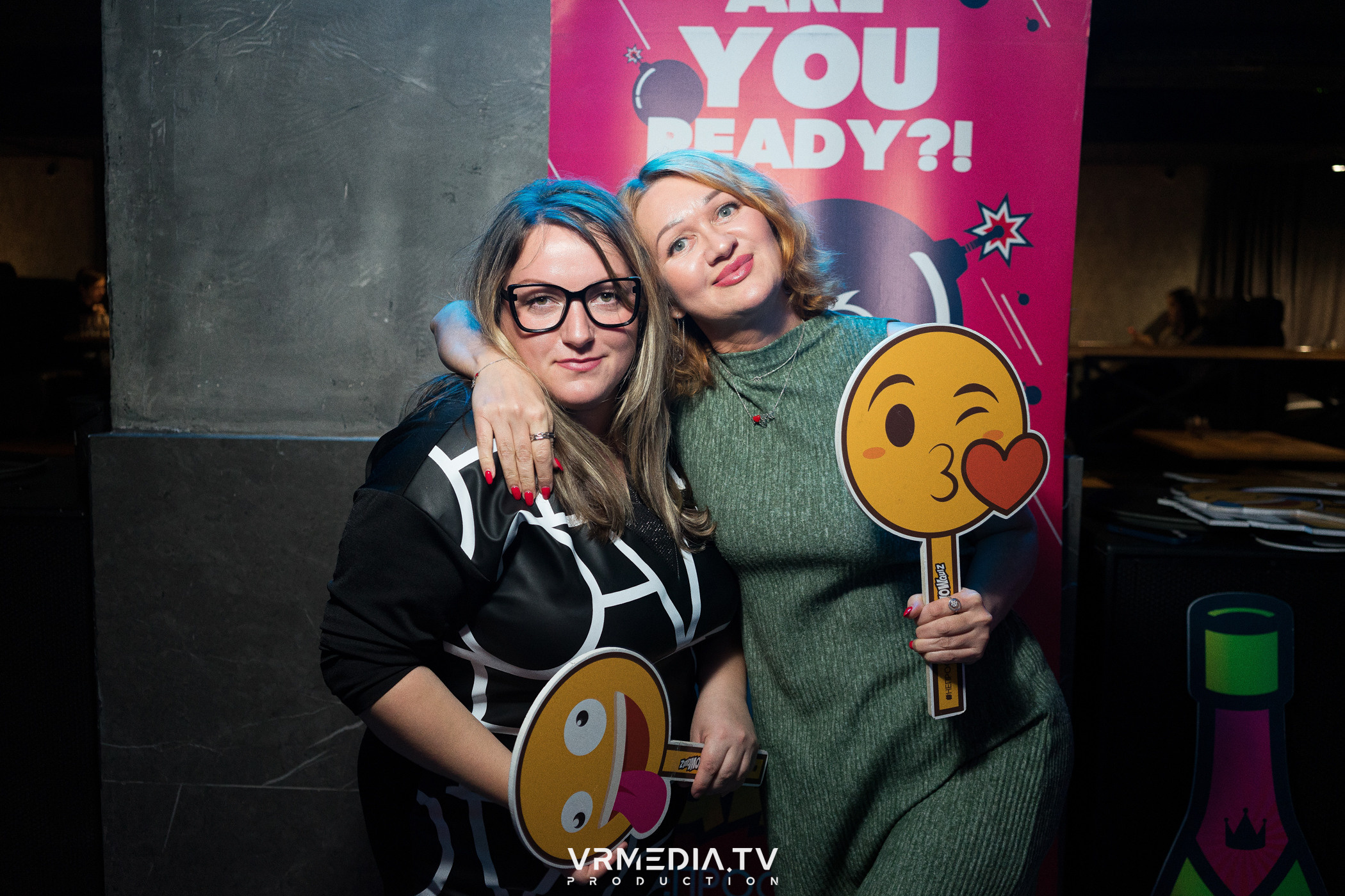 WoW QuiZ в баре «Друзья»