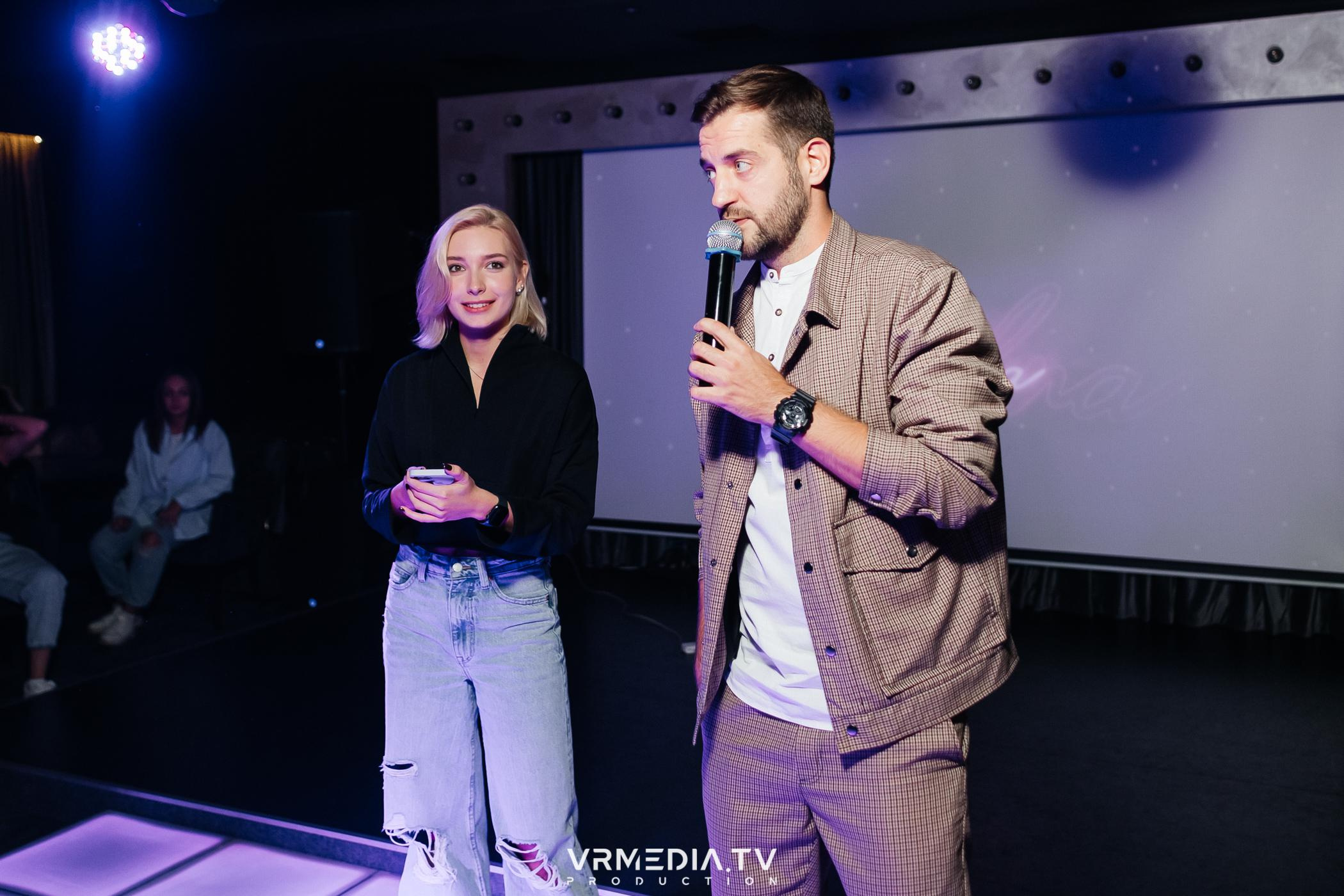 DANCE COCTAIL в караоке-баре «Volna»