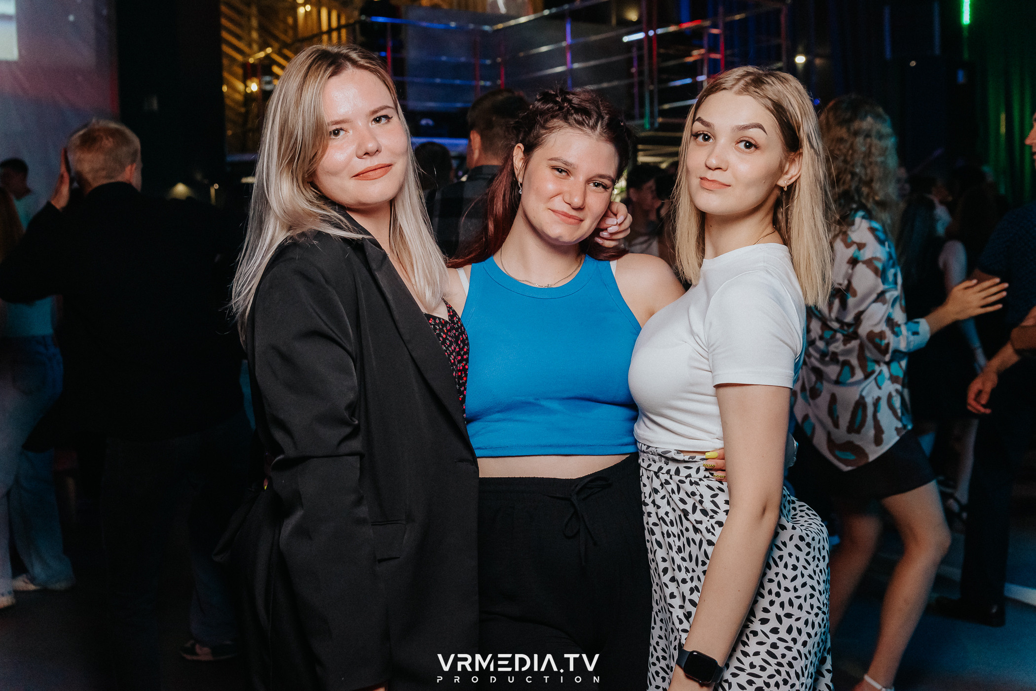 Выходные в баре «DOSKI»