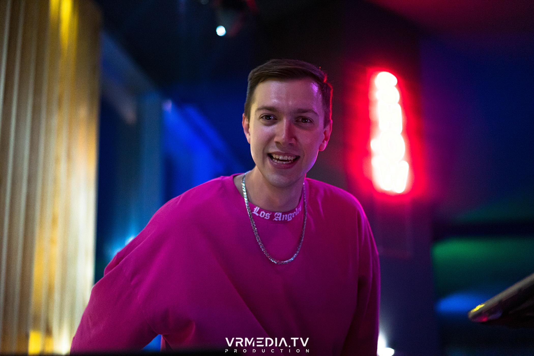 Выходные в баре «DOSKI»