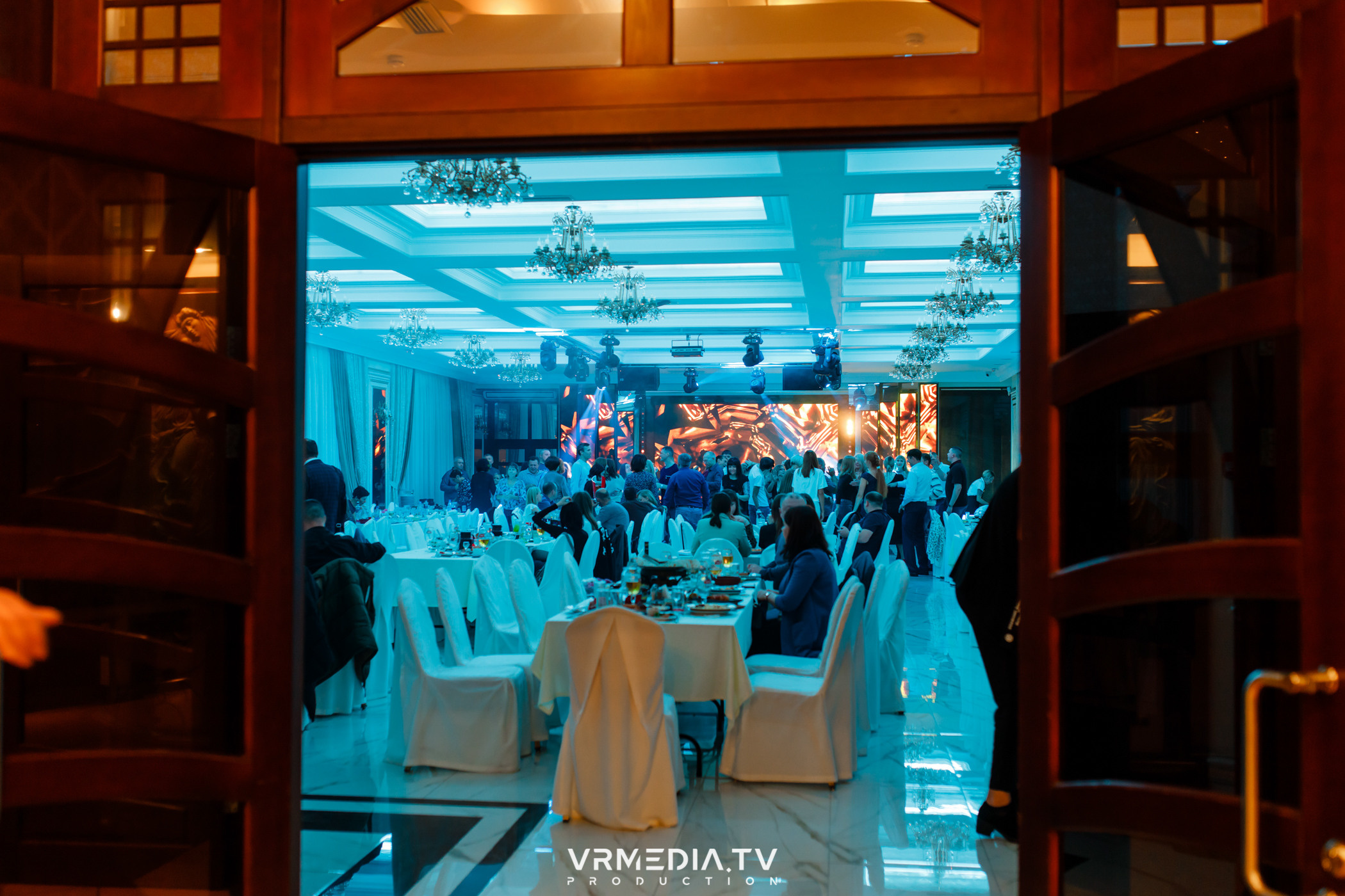 Выходные в ресторане «Лазурный берег»