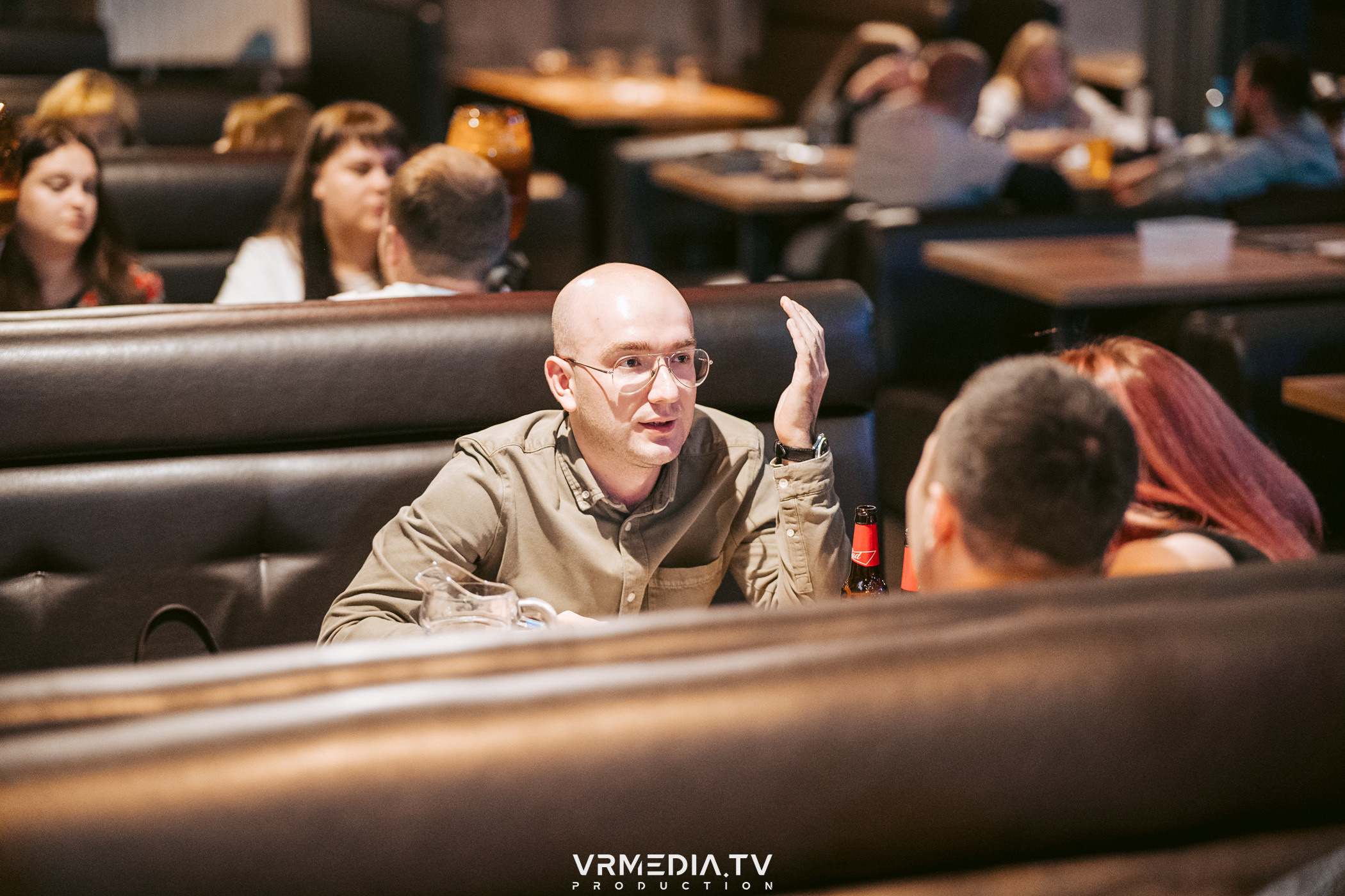 Эйнштейн party в баре «Друзья»