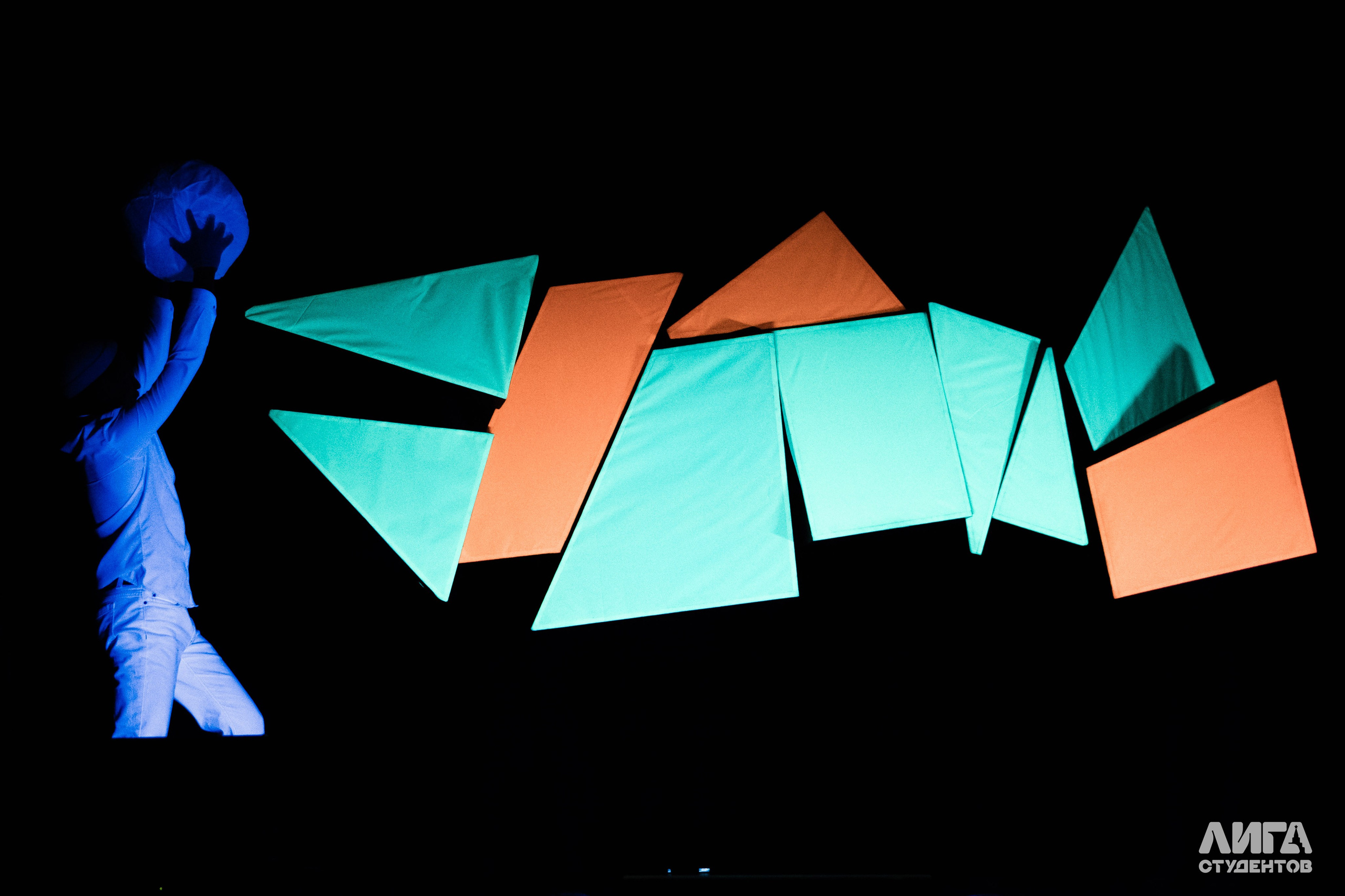 Российская Студенческая Весна 2025. Портретный фотограф в Казани Радомир Заздравных