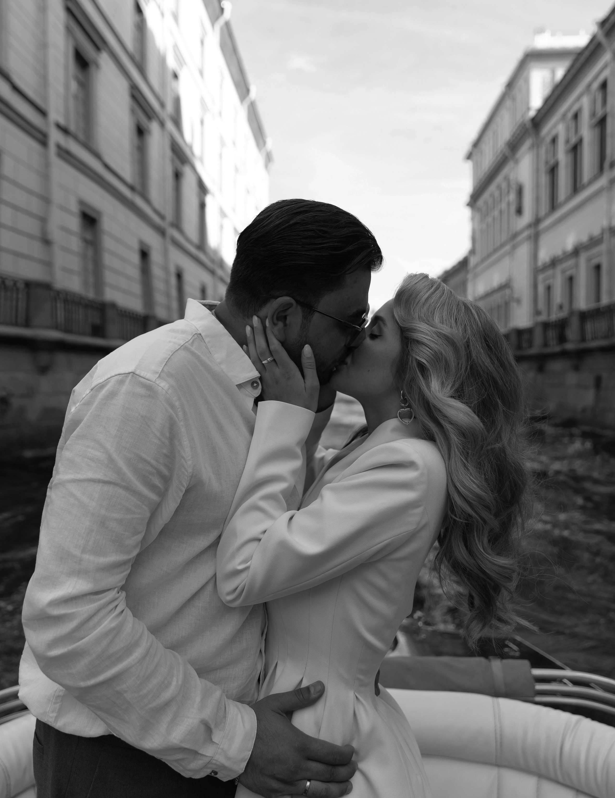 В Питере любить