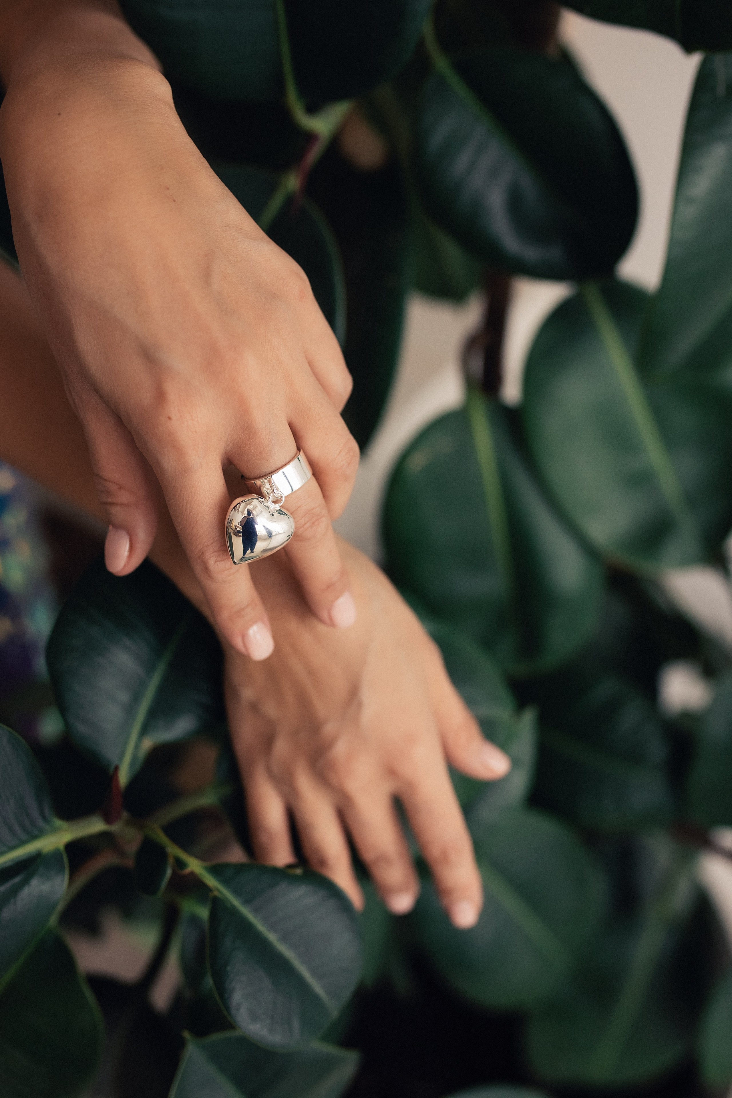 Контент для юренда украшений Toys by Tsoy. Фотограф в Москве Наталья Спиридонова