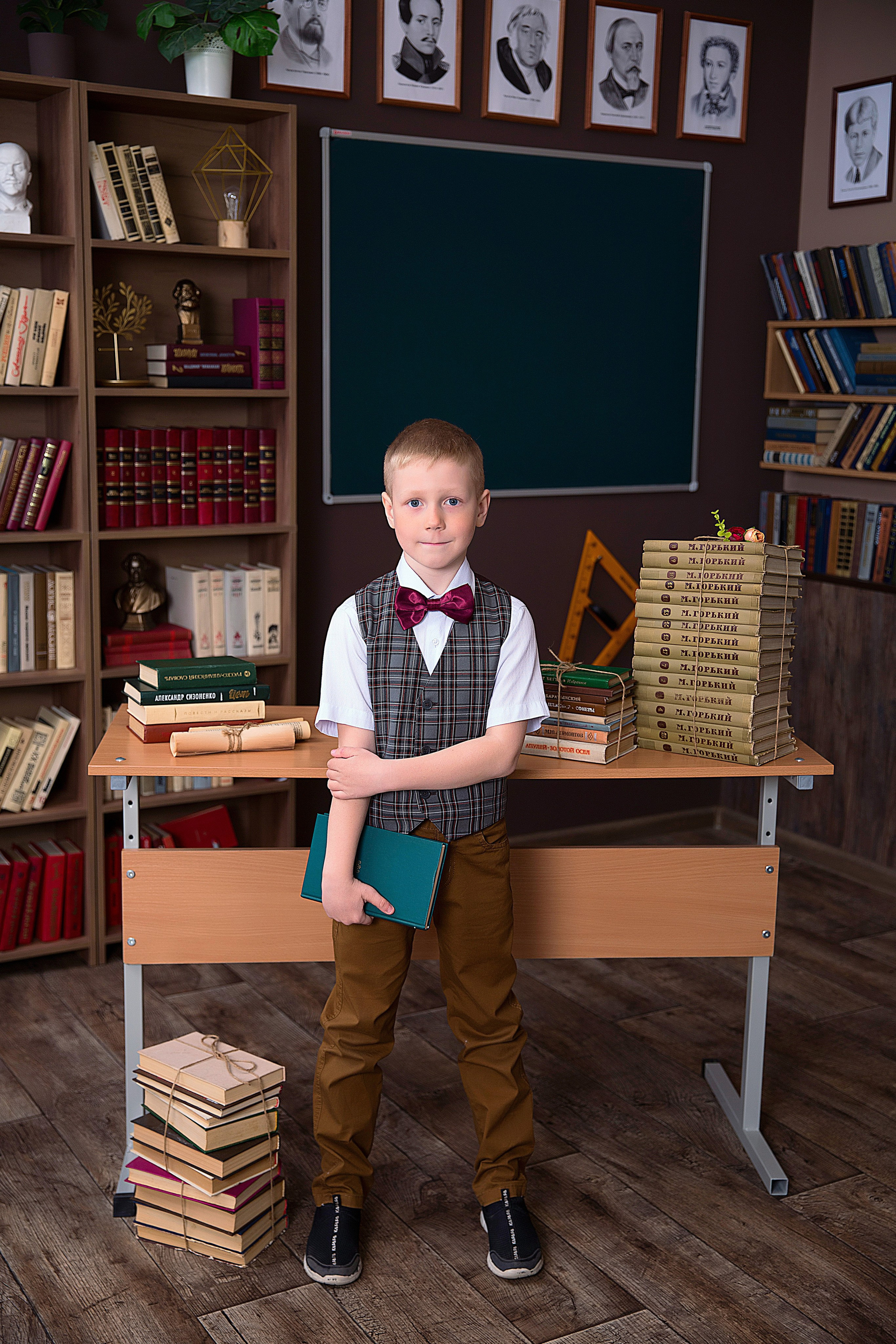 Выпускные фотосессии. Детский школьный фотограф в Кемерово Зиновьева Екатерина