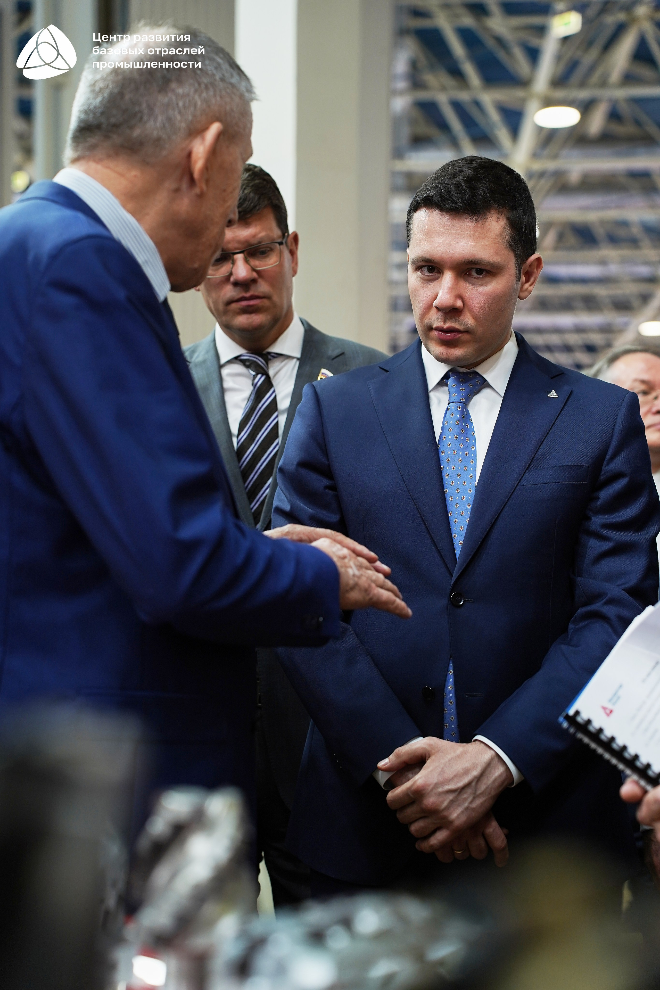 ЭКСПОЦЕНТР Алиханов. Фотограф