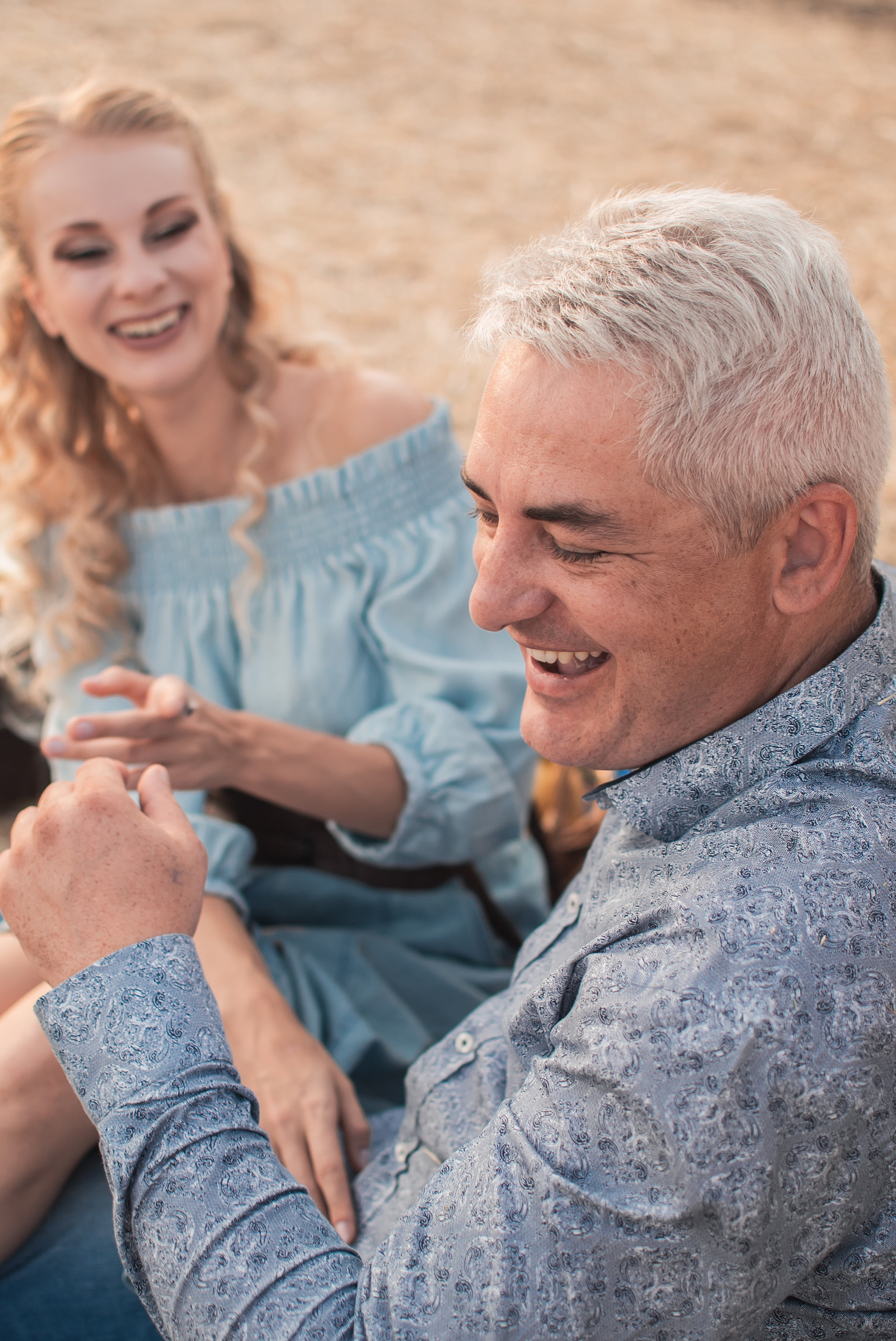 Лавстори Анастасии и Дмитрия в сене. Семейный фотограф в Оренбурге Анна Рожкова