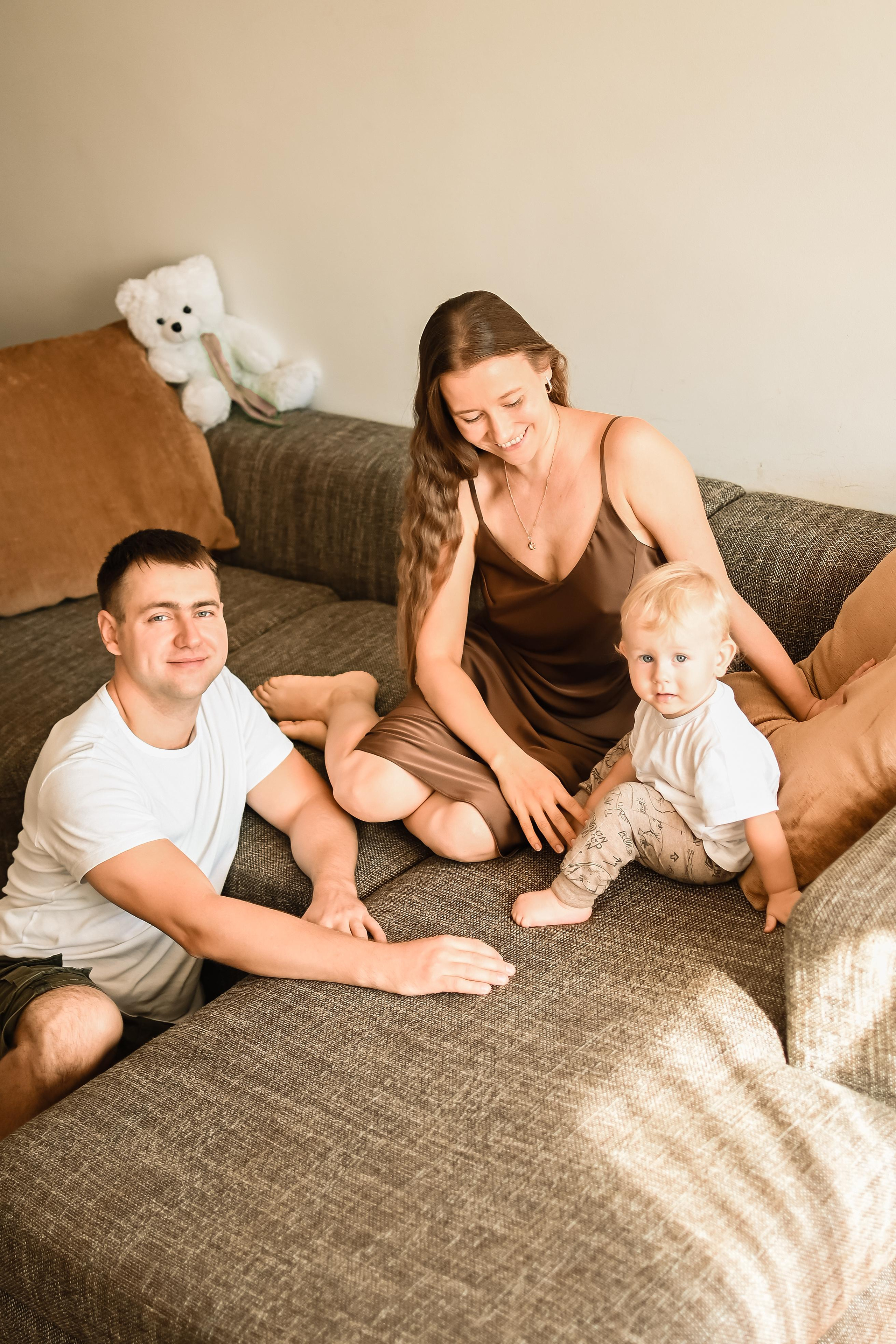 «Папа, мама, Я» дома хорошо…. Семейный фотограф в Оренбурге Анна Рожкова