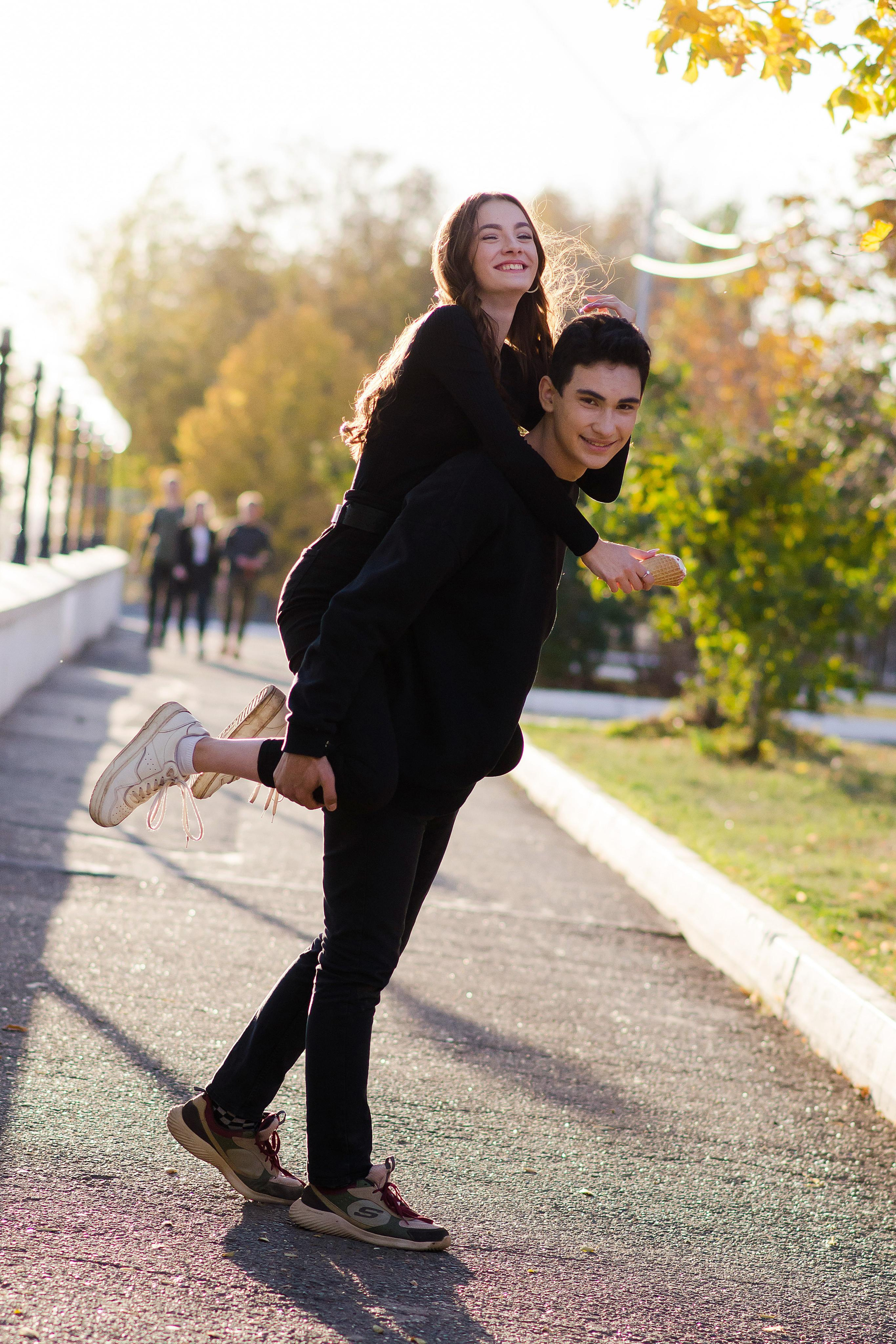Осенняя Лавстори Настя и Кирилл. Семейный фотограф в Оренбурге Анна Рожкова