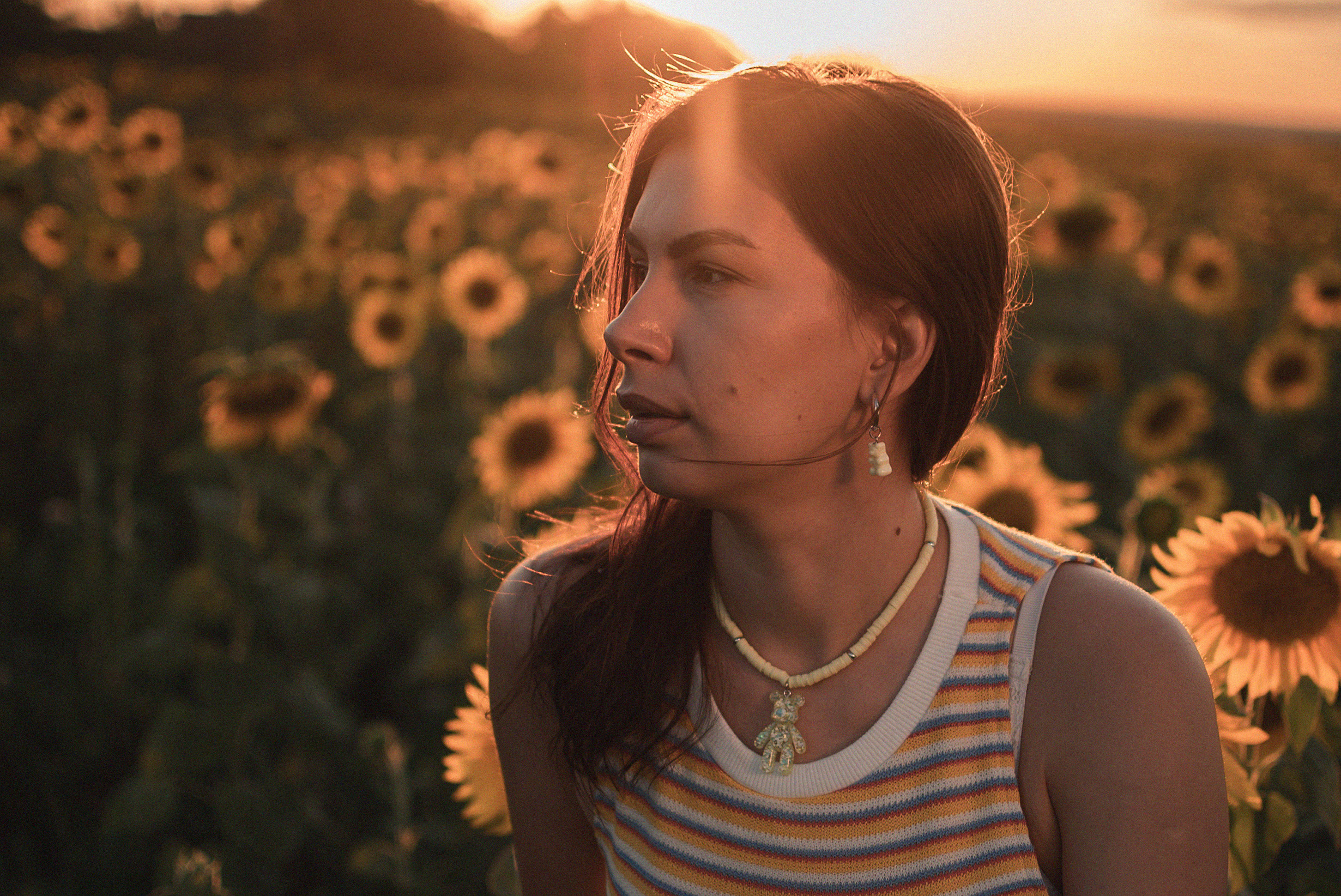 Солнечная Мария в подсолнухах. Семейный фотограф в Оренбурге Анна Рожкова