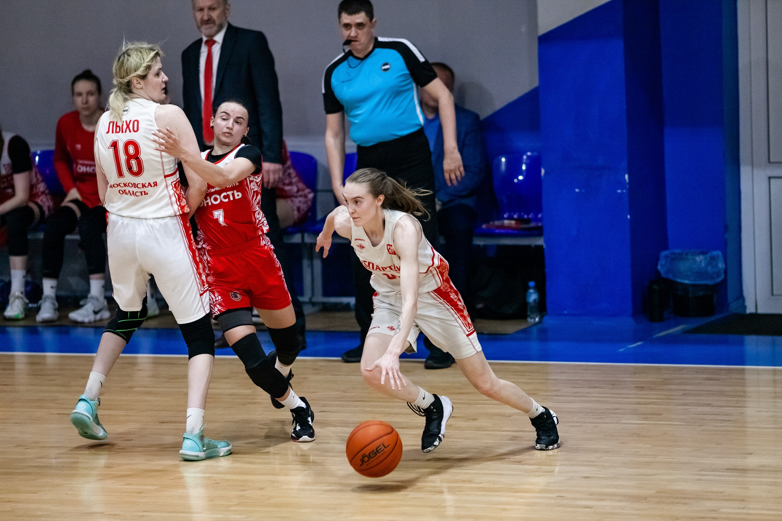 РФБ / БК Юность — БК Спартак. Фотография