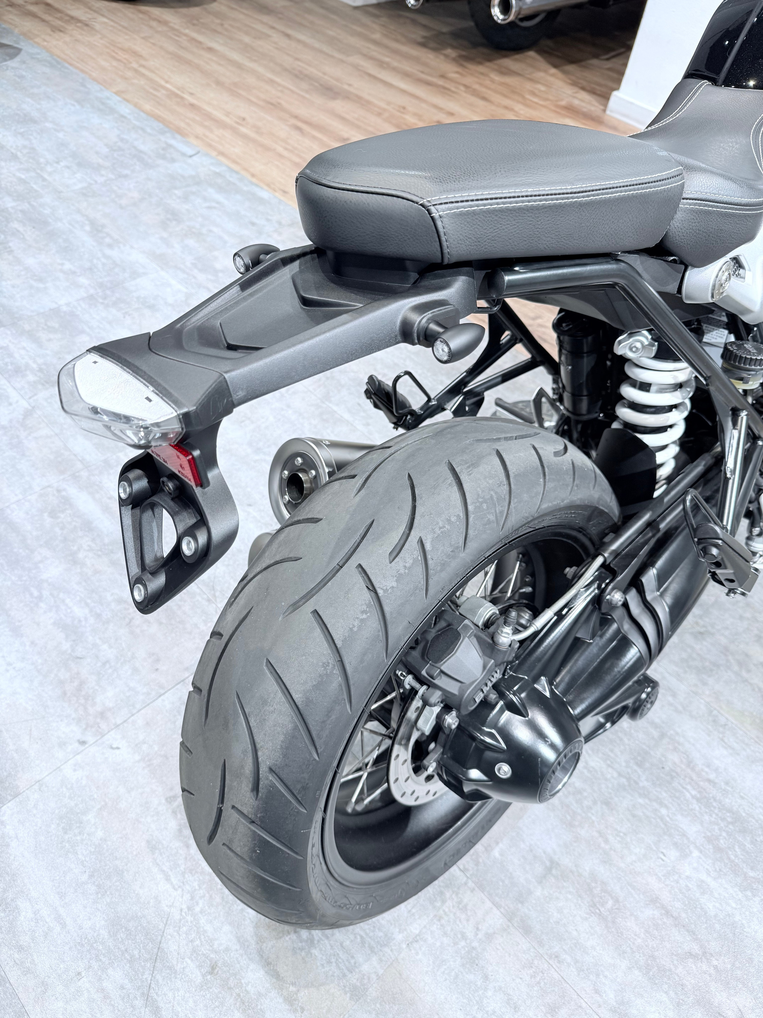 BMW R9T (Black Storm). Hello Davidson, Москва. Только хорошие мотоциклы…