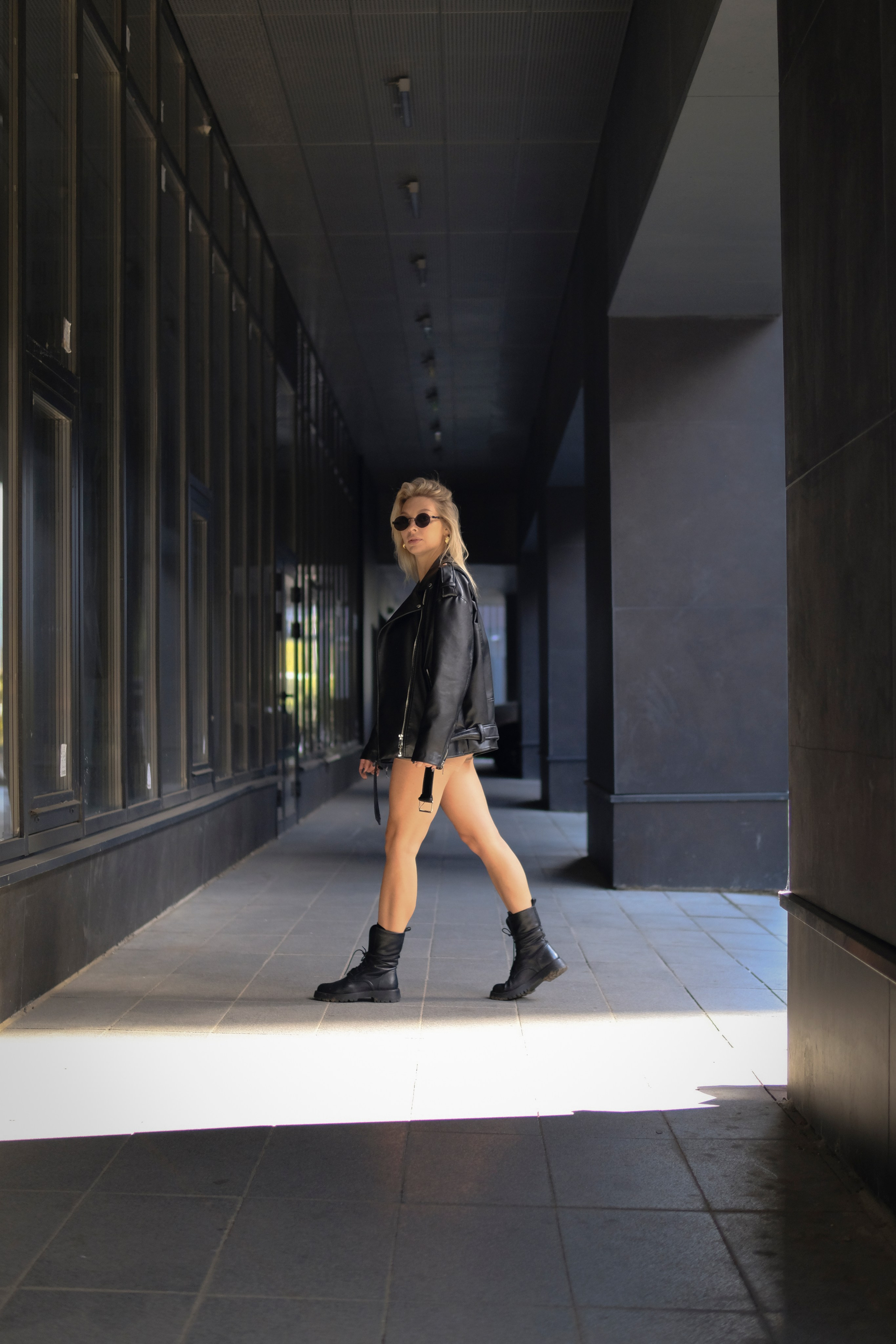 ЗАПАДНЫЙ ПОРТ. Индивидуальная фотосъёмка в Москве. Фотограф Василиса Тарасова