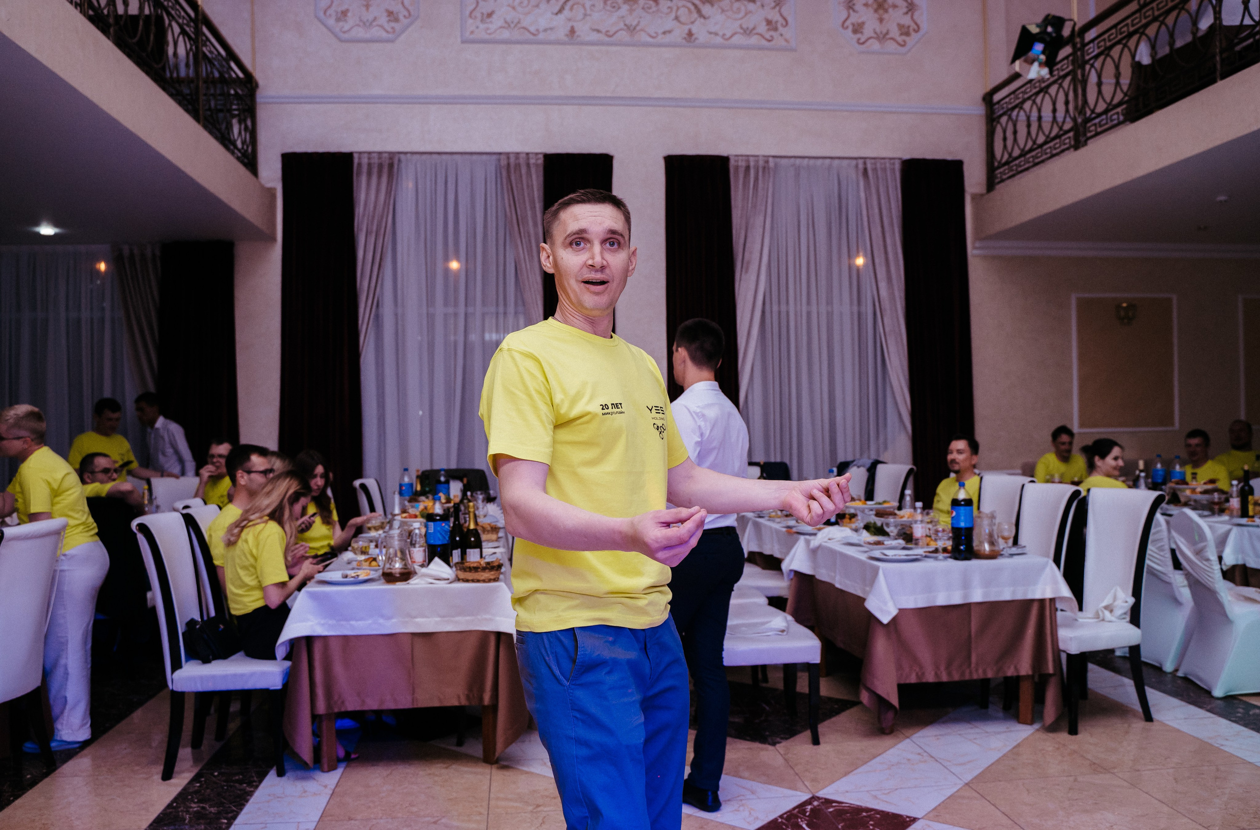 Yes Holding. Свадебный фотограф в Симферополе