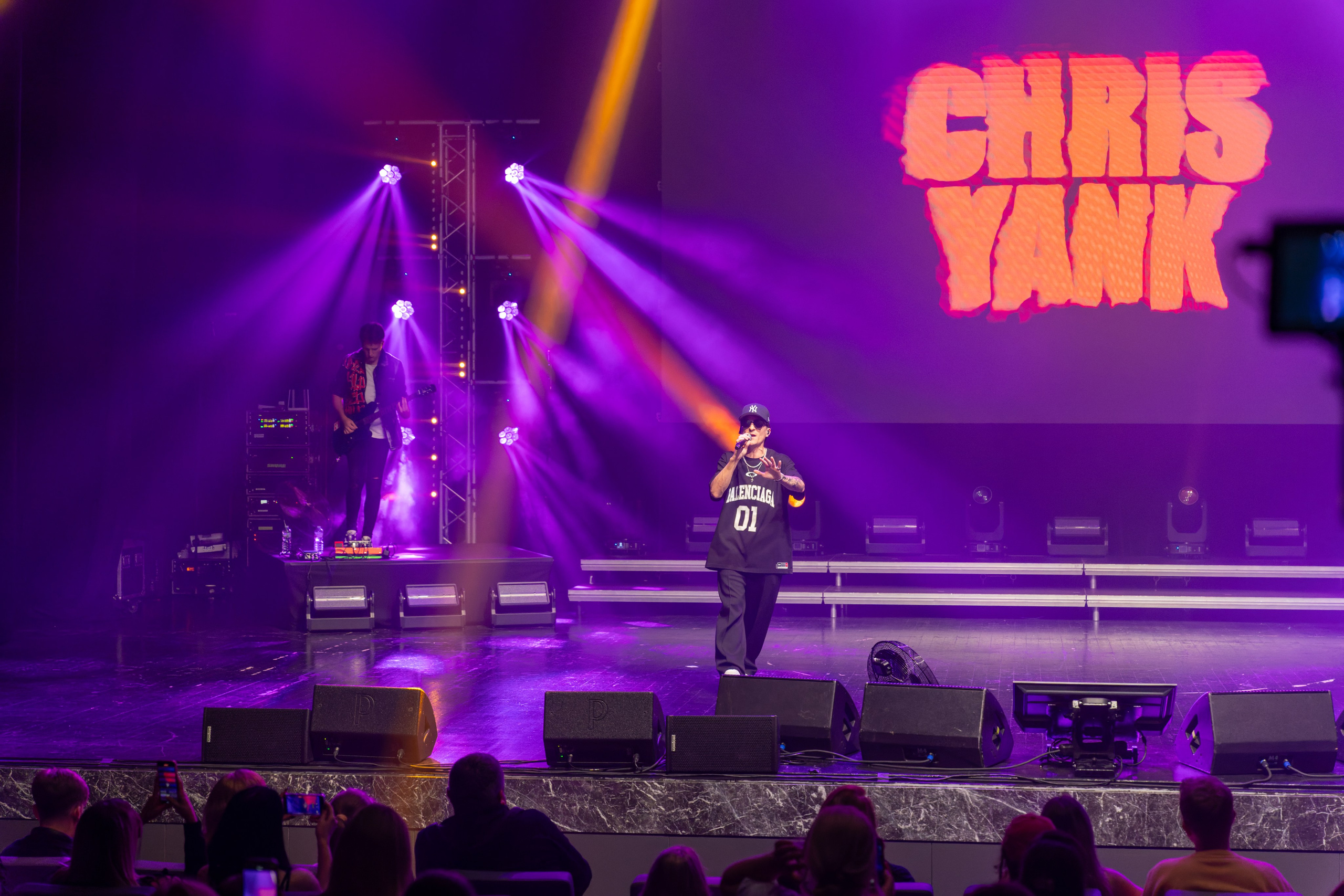 Chris Yank концерт 9 октября 2025. «Студия DRONAVT`s» — видеосъёмка и фотография г. Москва