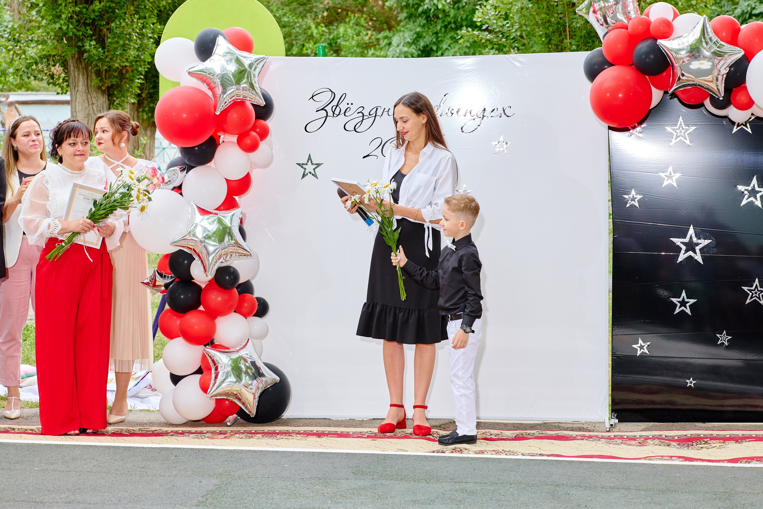 Выпускной 45 сад. Фотограф Выпускные альбомы Таганрог Сергей Коробченко