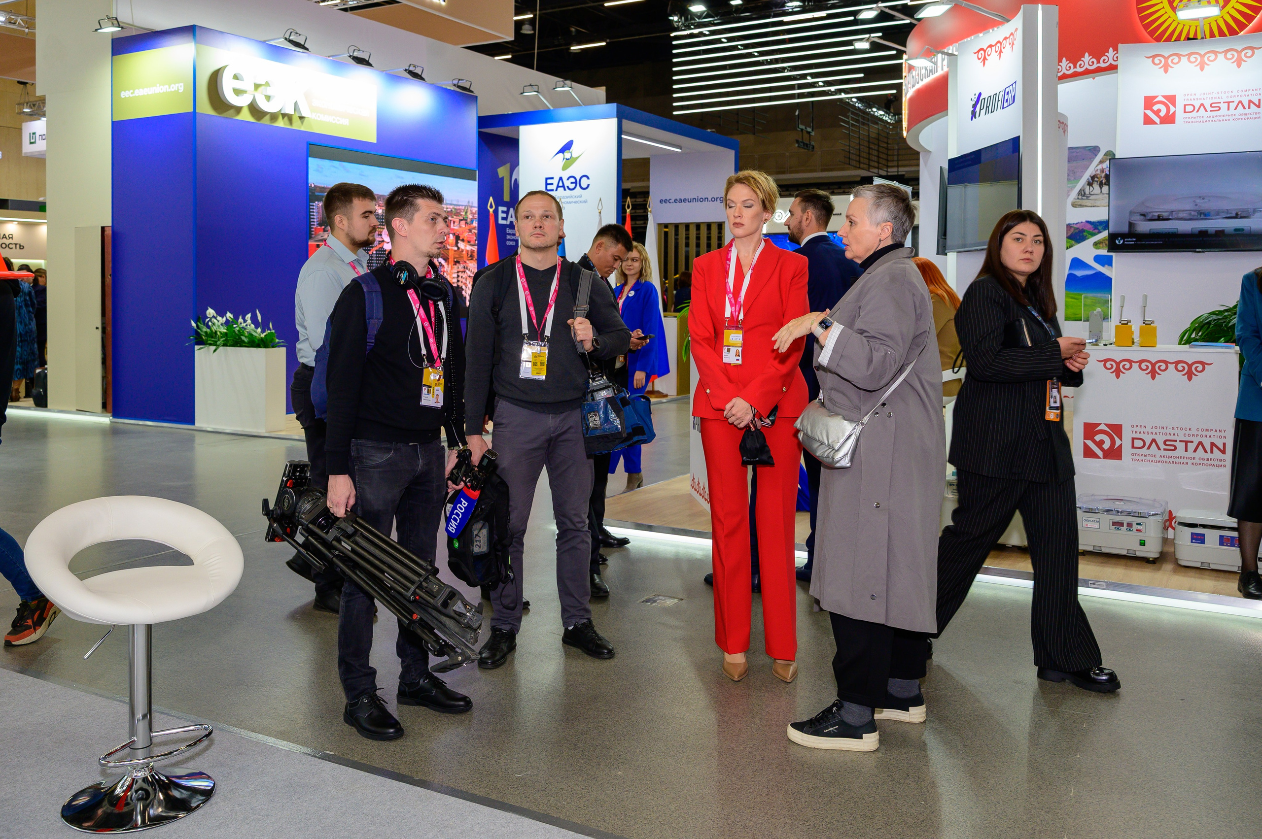 BigindustrialweekBelarus. Фотоуслуги, услуги фотографа, фотографирование важных событий