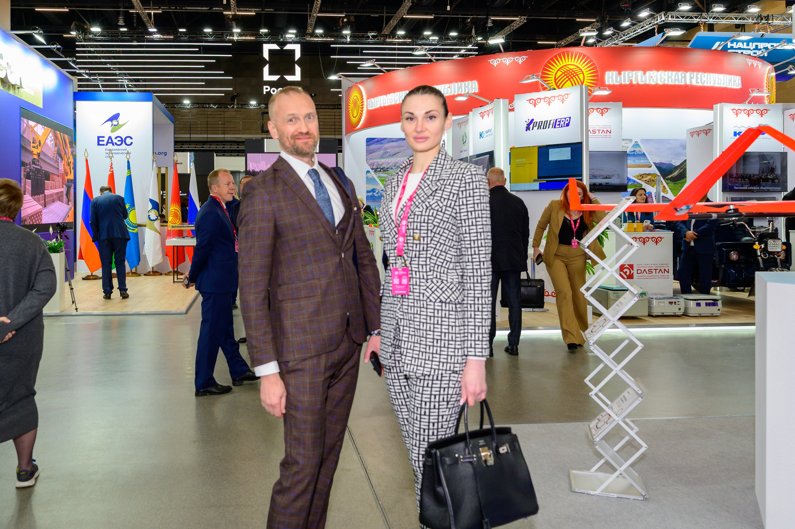 BigindustrialweekBelarus. Фотоуслуги, услуги фотографа, фотографирование важных событий