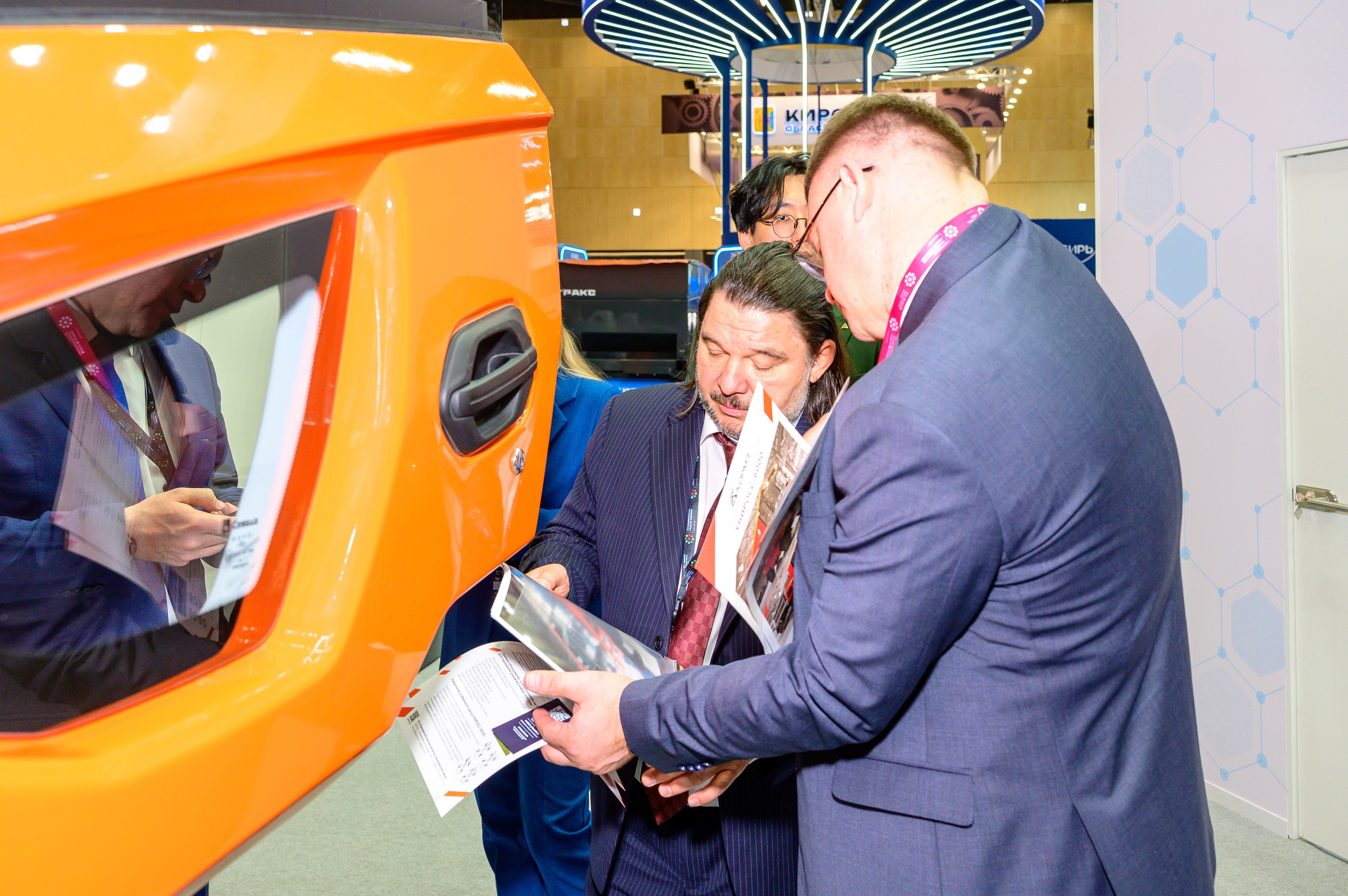 BigindustrialweekBelarus. Фотоуслуги, услуги фотографа, фотографирование важных событий