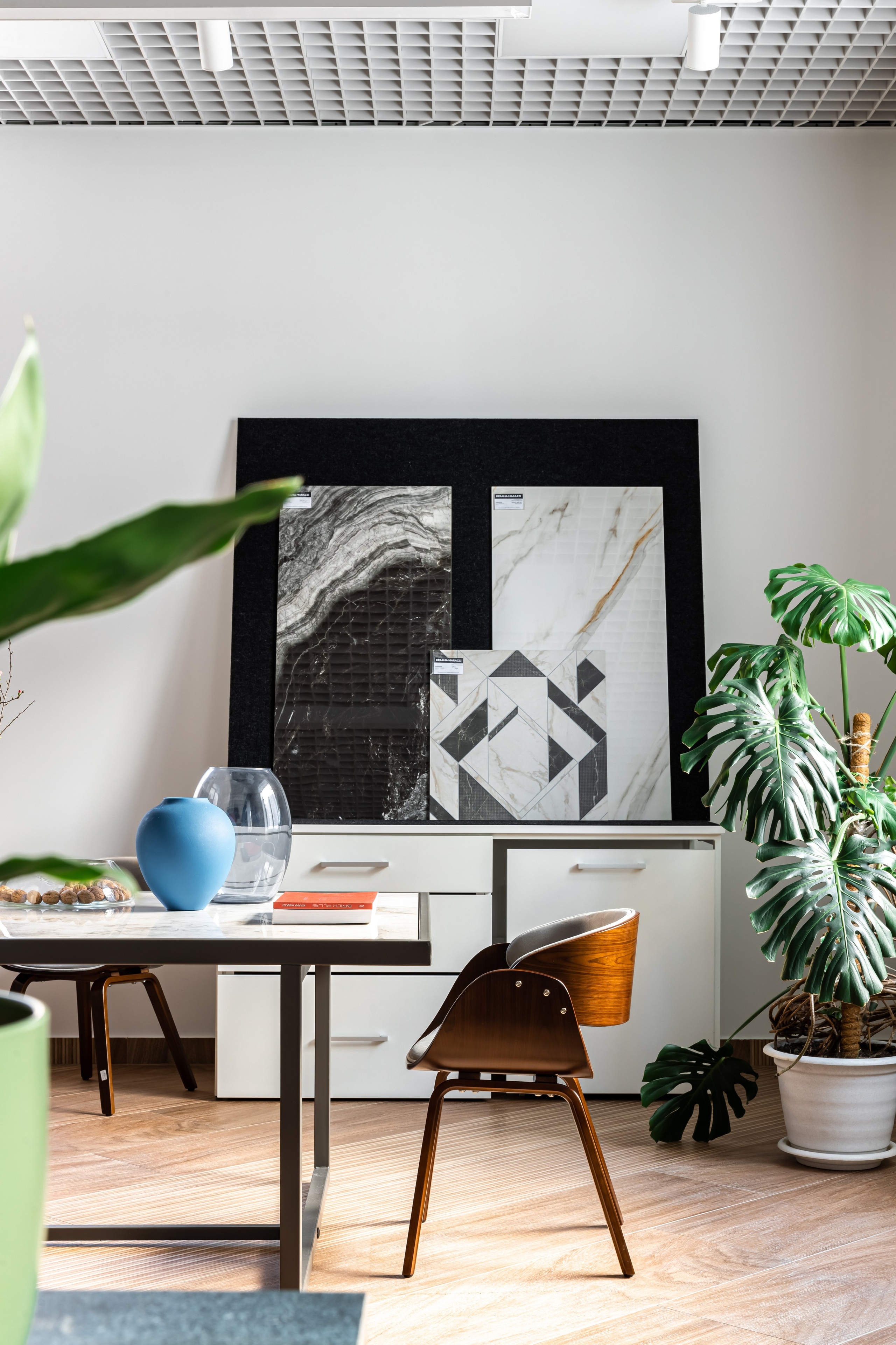 Флагманский магазин KERAMA MARAZZI, г. Киров. Дизайнер\стилист Анна Исупова. Иван Благушин. Интерьерный и архитектурный фотограф в Москве и Санкт-Петербурге