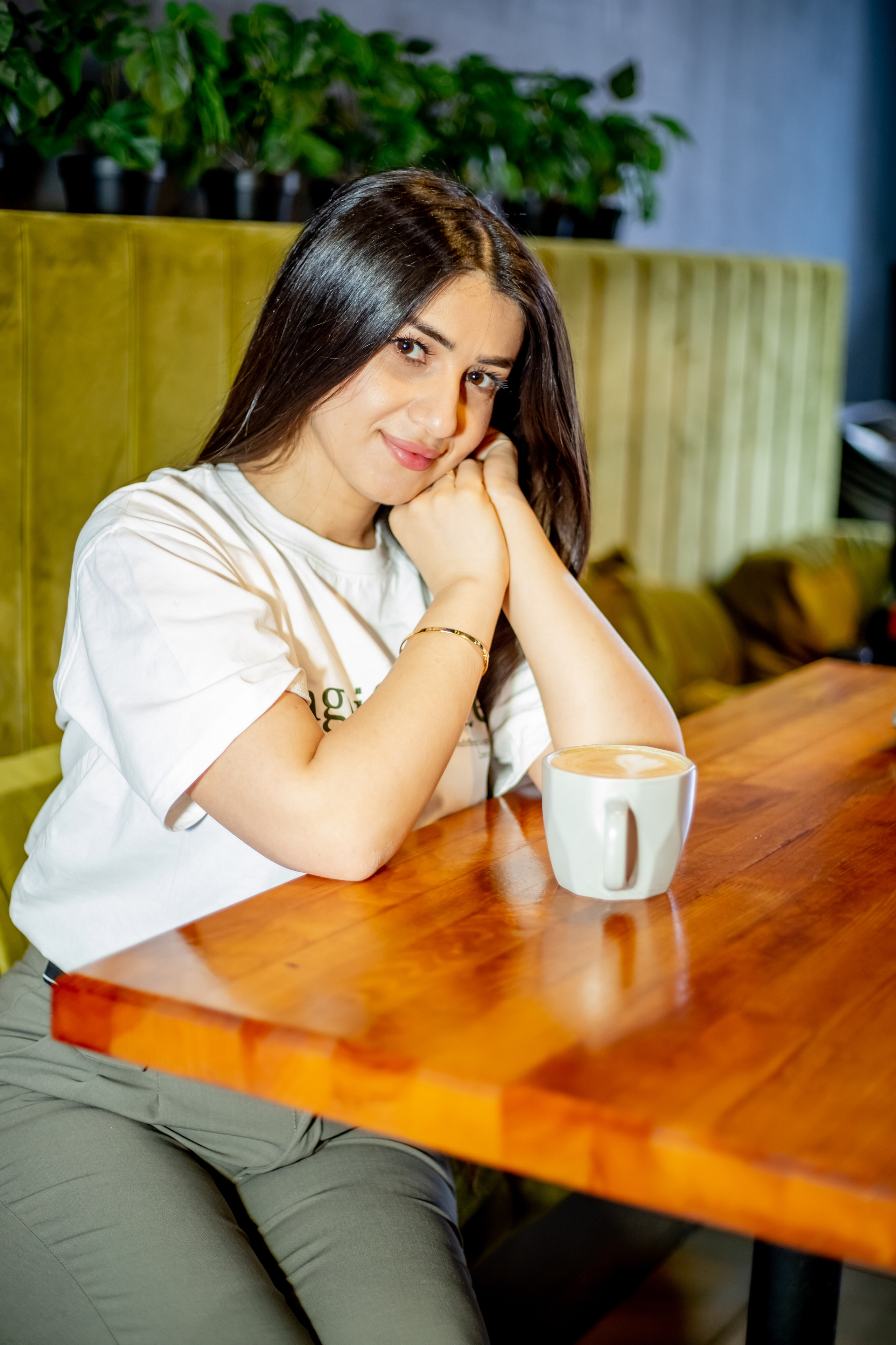 Фотосессия в кафе. Фотограф новорожденных в Екатеринбурге