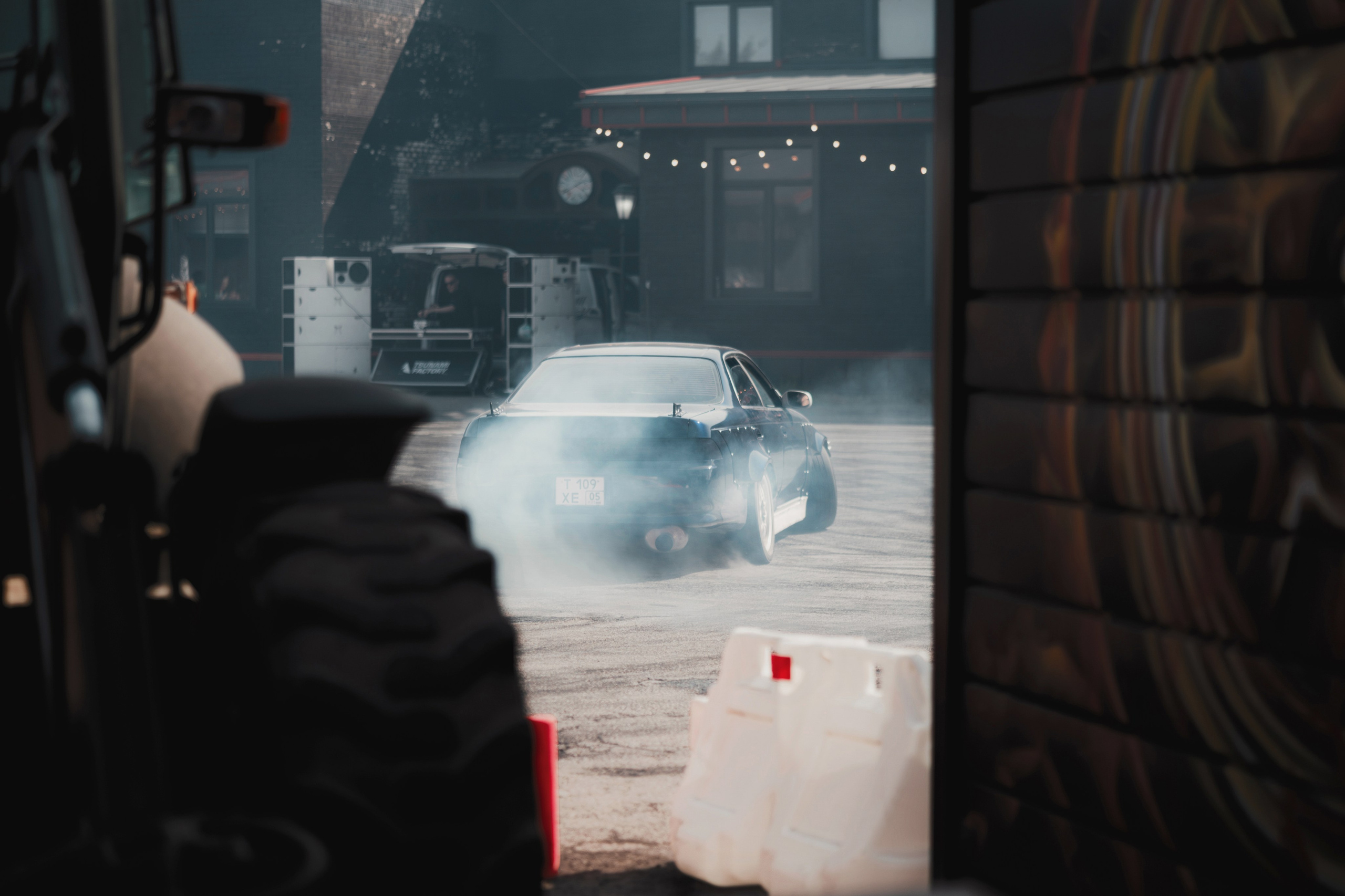 TURBO NIGHT — фоторепортаж с  turbo night легендарной вечеринки в формате автомобильного фестиваля