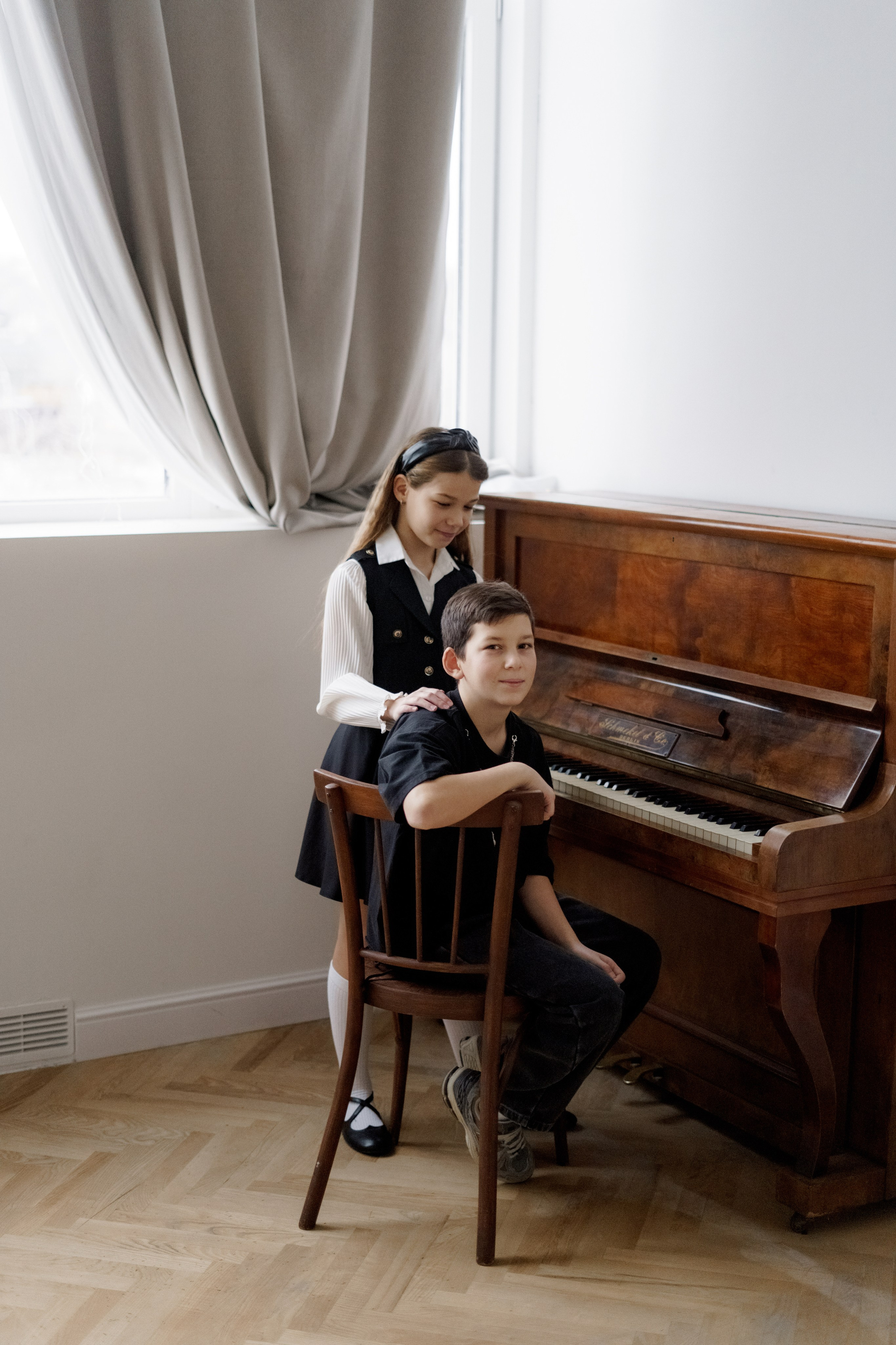 Игорь Оля Никита Вера. Фотограф Валерия Крахмалева