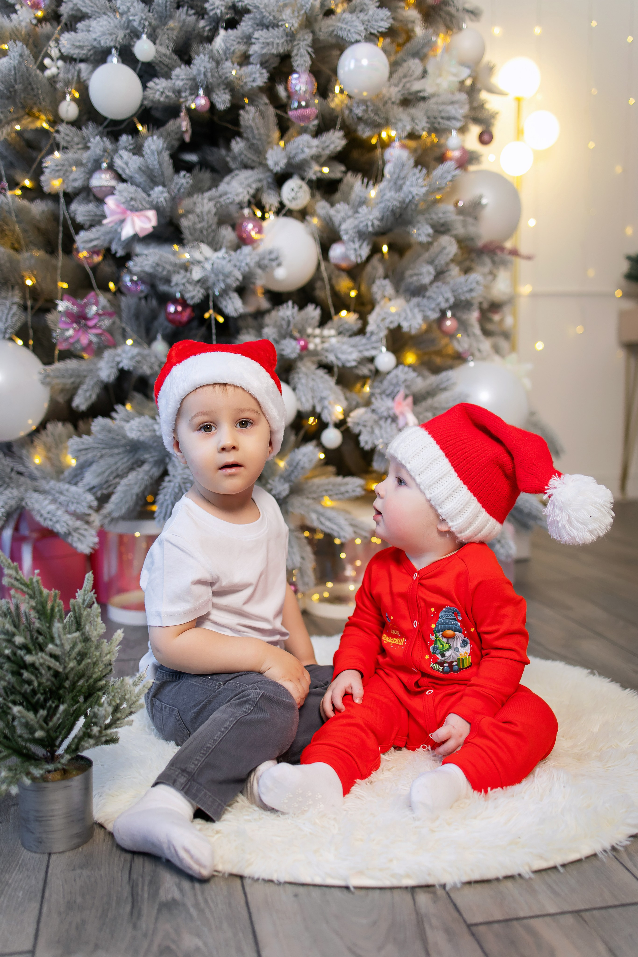 Ваши фотографии. Интерьерная фотостудия Background в Омске