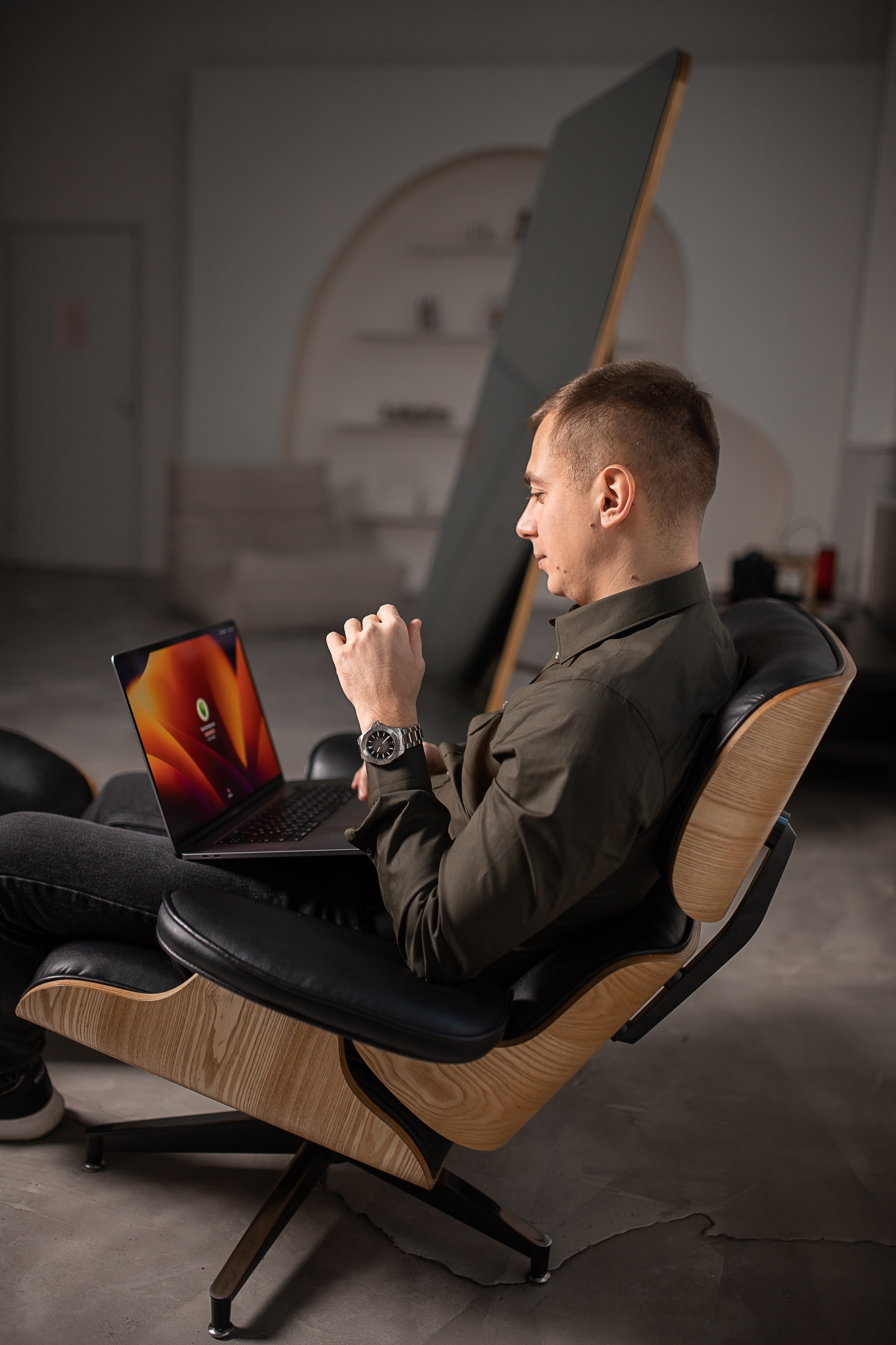 Ян строитель. Фотограф Санкт-Петербург Раднаева Юлия