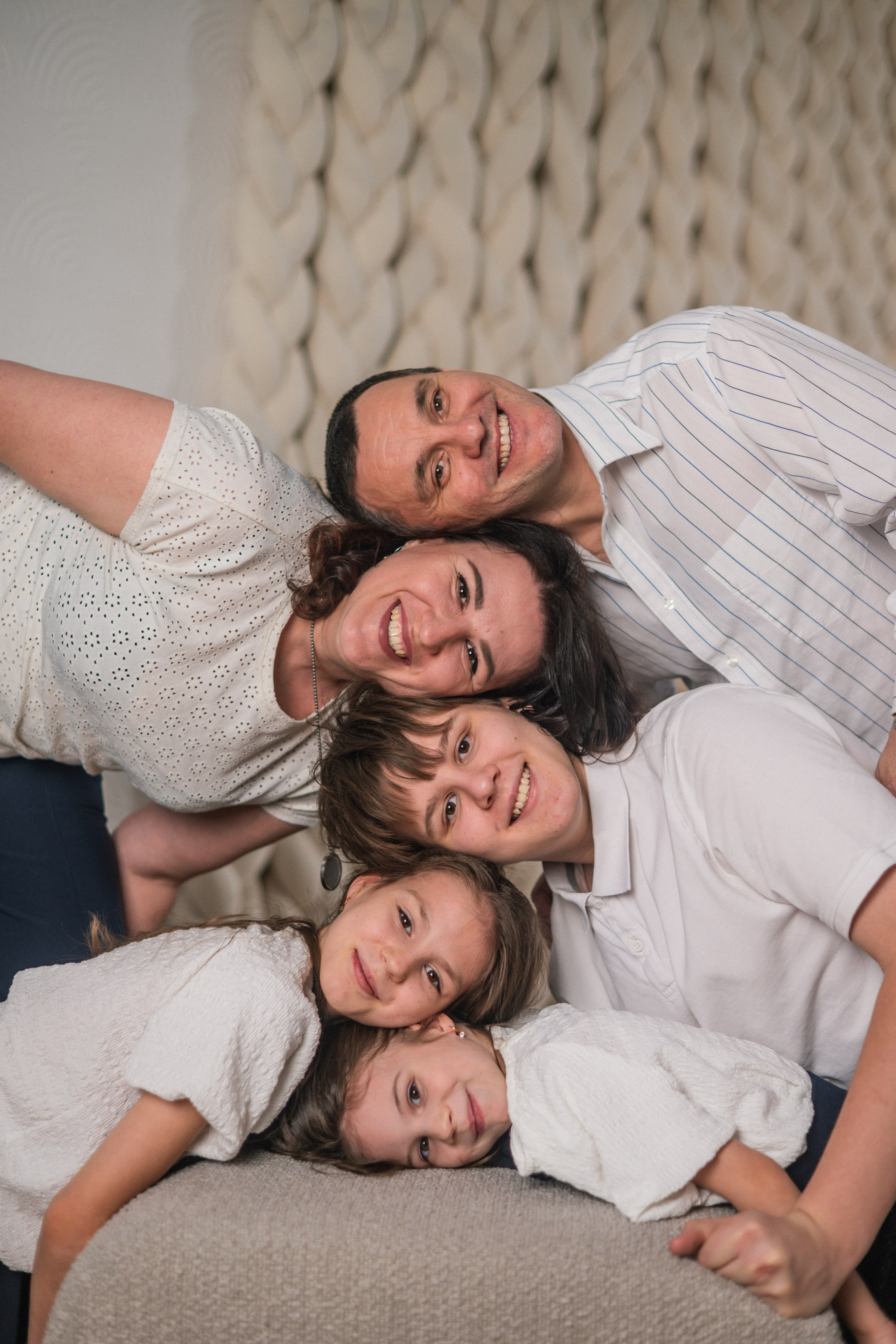 Семейная Фотосессия. Я Ольга Казанцева, фотографирую снимаю ваши киноистории и печатаю фото и цифровые портреты на холсте