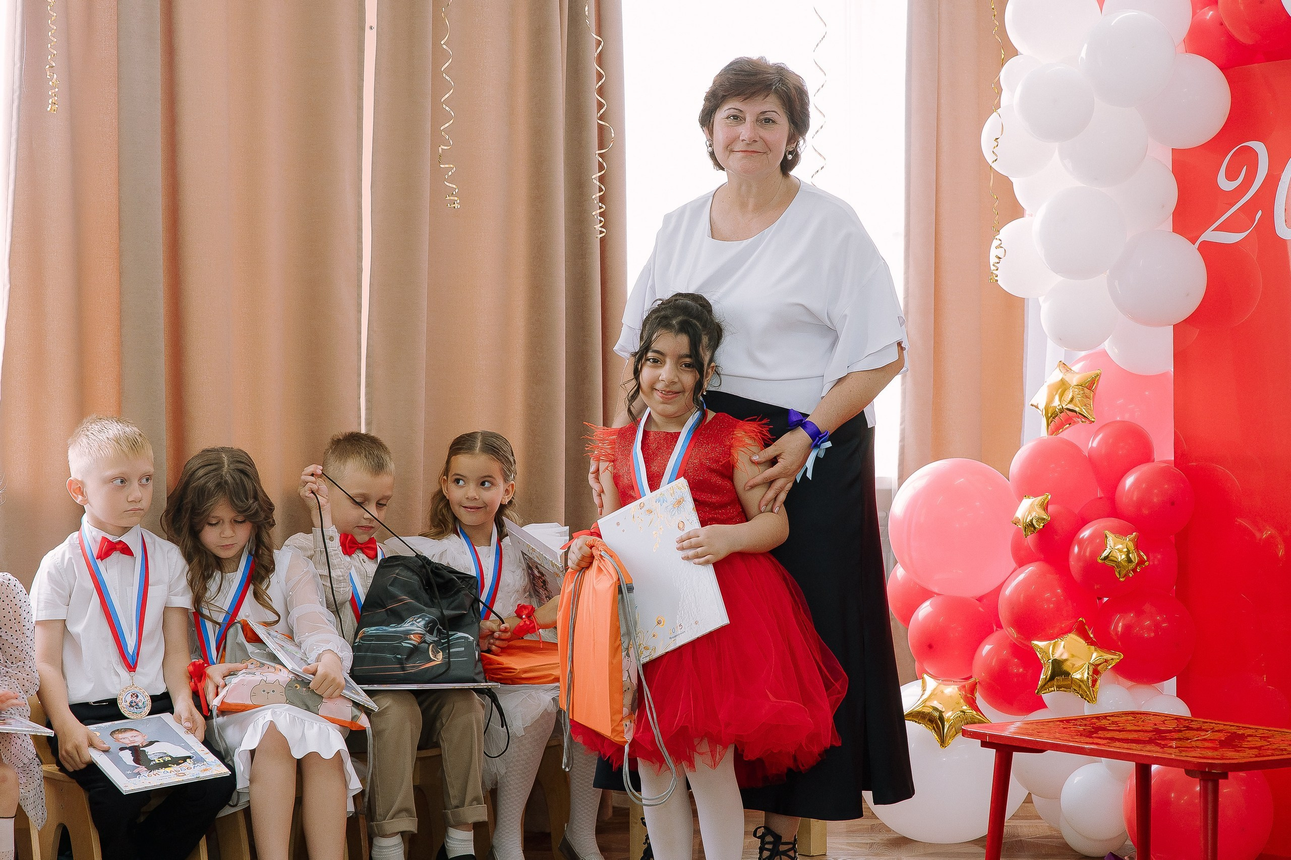 Выпускной в ДС 26. Выпускные альбомы Натальи Бутко: Новороссийск, Анапа, Геленджик