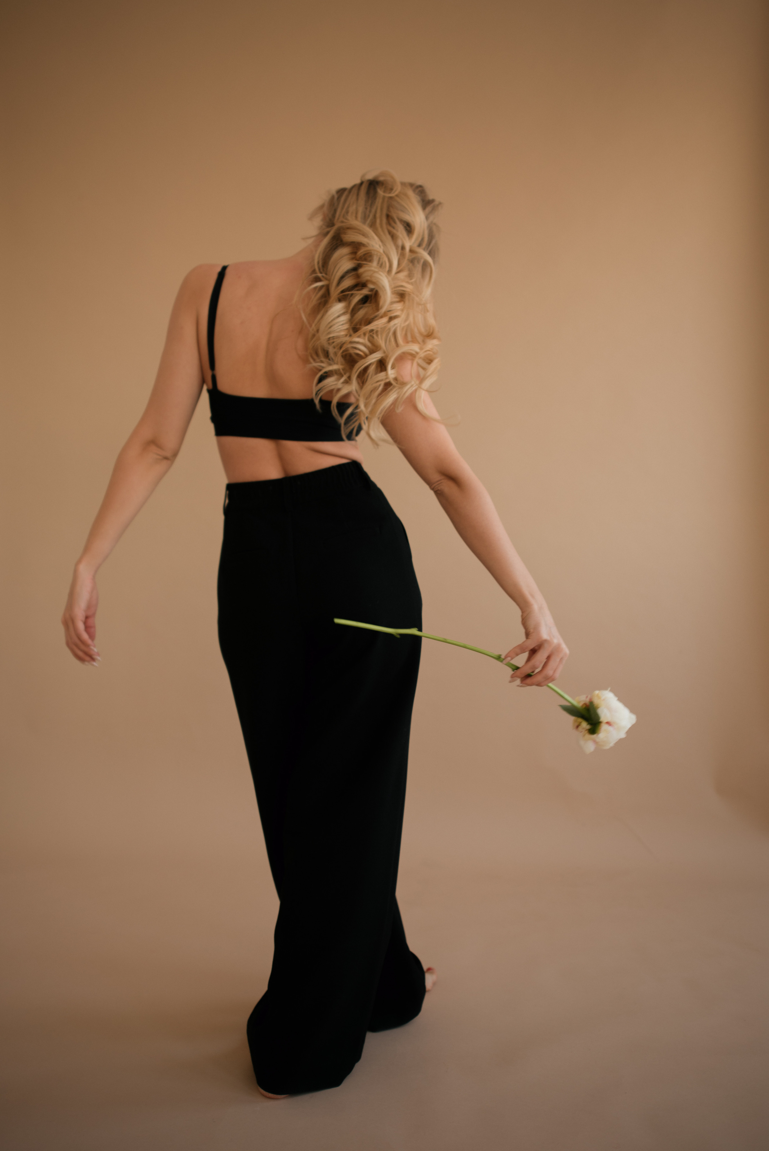 Арина Лимонова, съёмки на цифру и плёнку в Москве, Ижевске, Питере