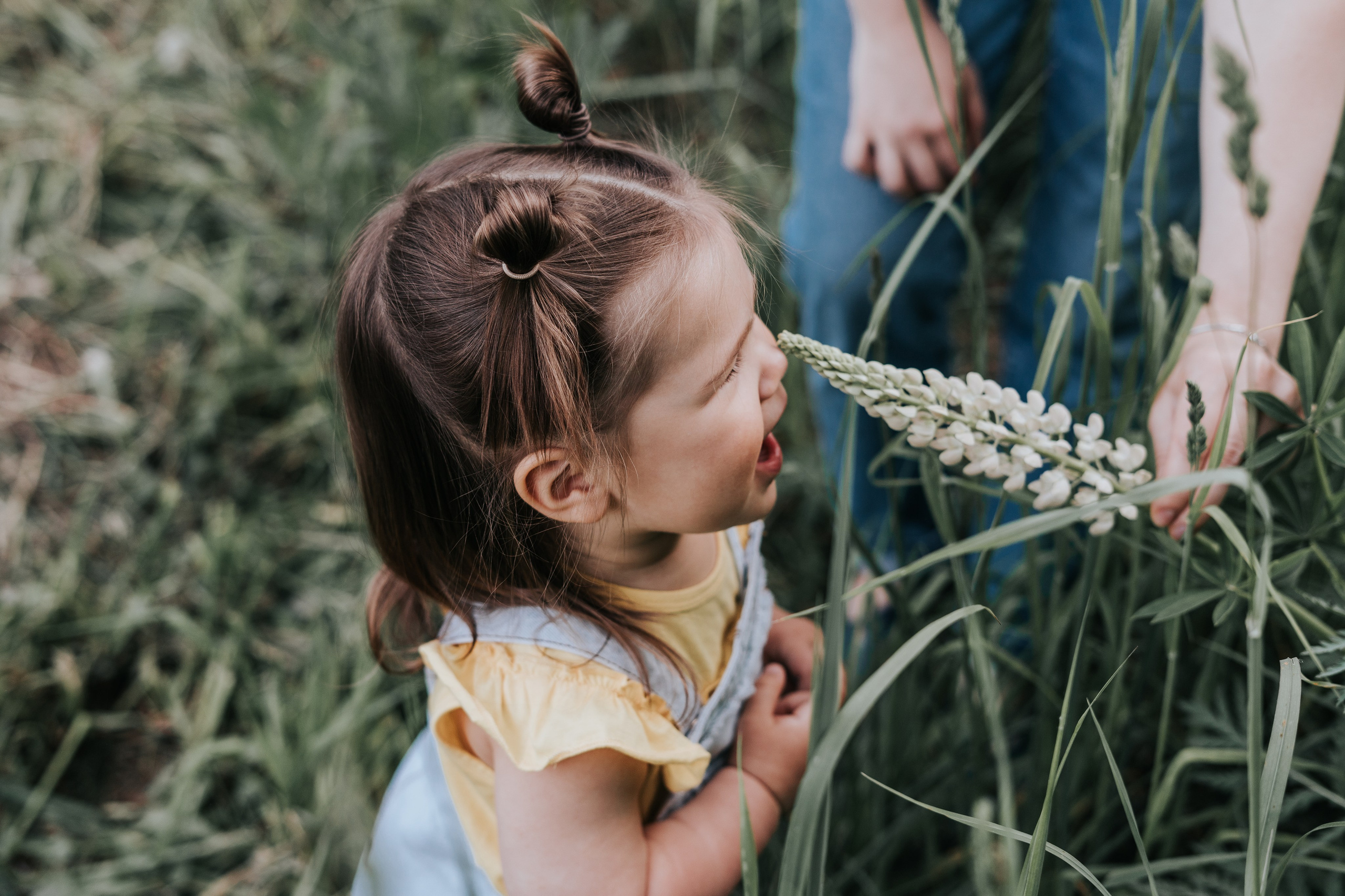 Детская фотосессия дома и на улице без постановки. Фотограф на роды Москва. Фотограф новорожденных Москва