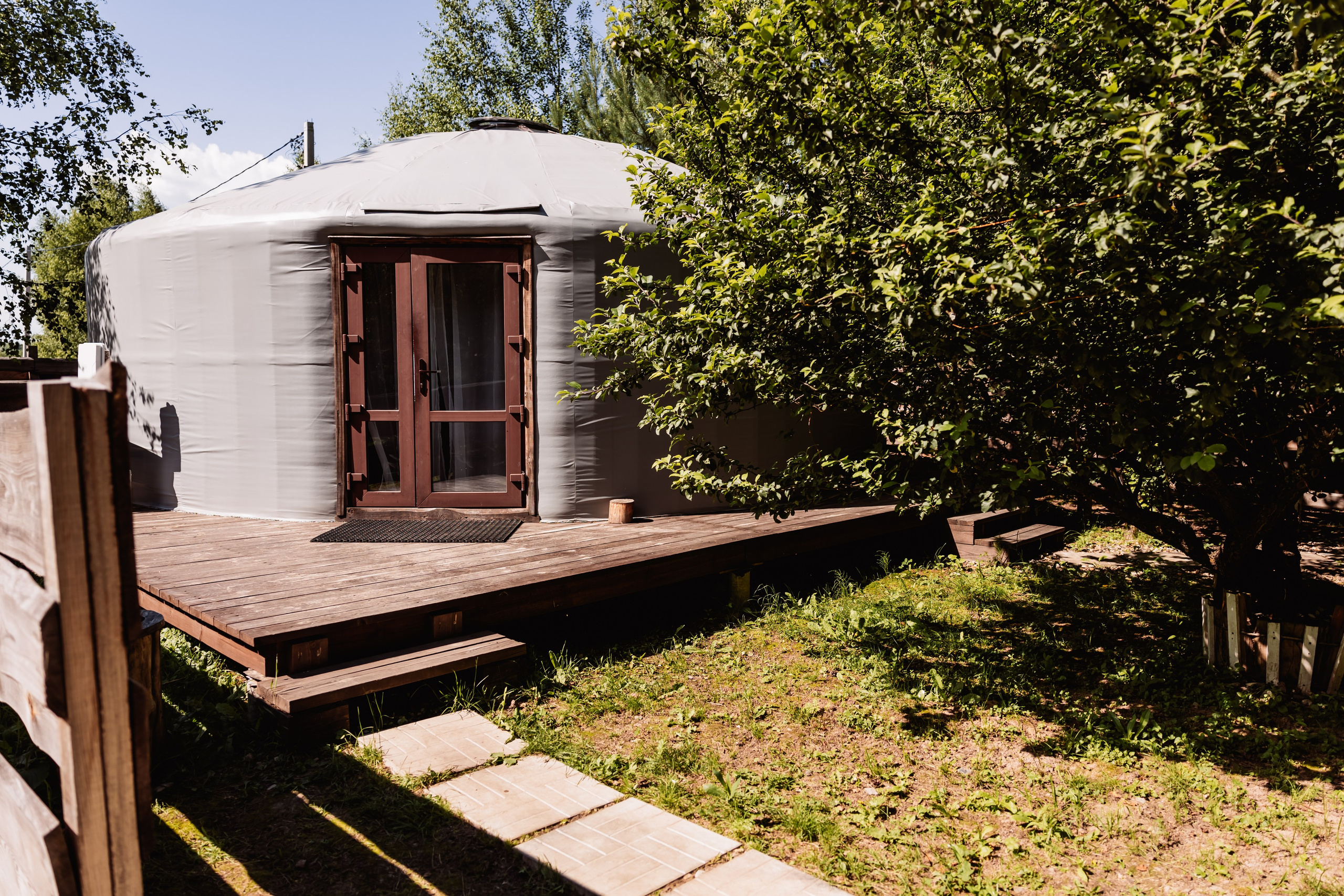 БЕРЕЗКА ВИЛАДЖ | Глэмпинг в Коломне | Юрта «Лесная». ФОТОГРАФ ИРИНА ШАМАТАВА