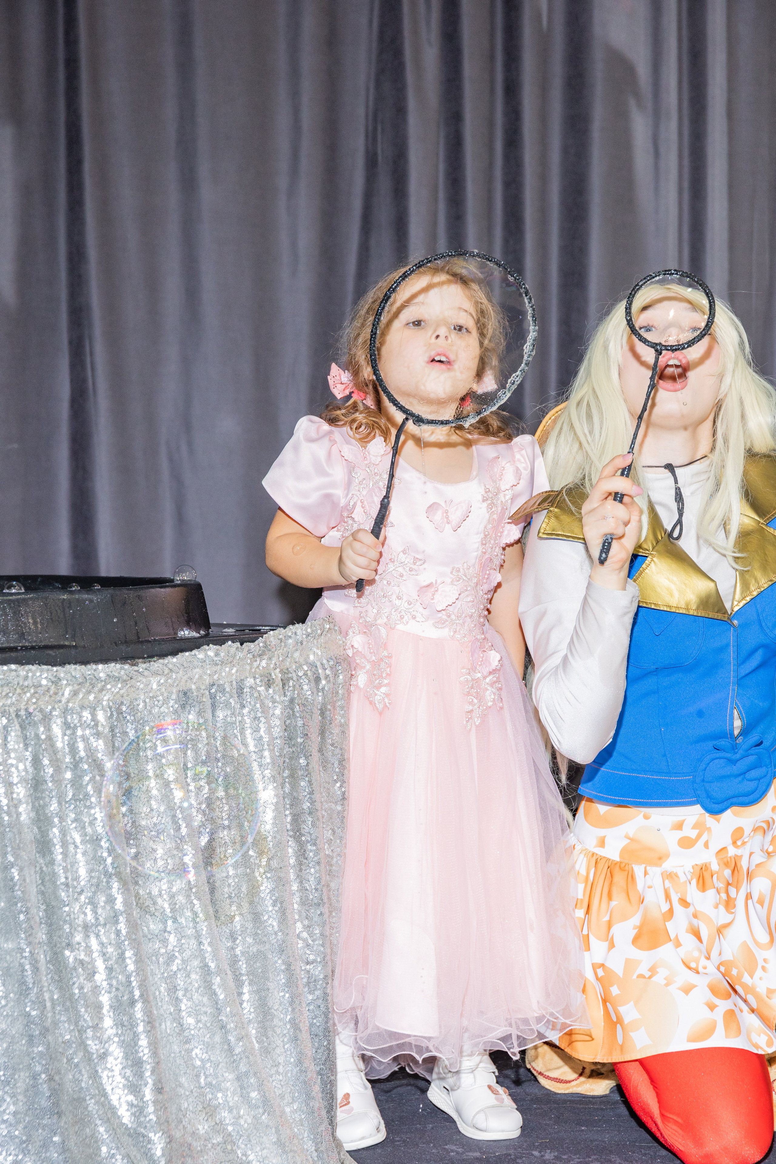 День Рождение Есении в Rabbit Holl. Выпускные альбомы во Владивостоке