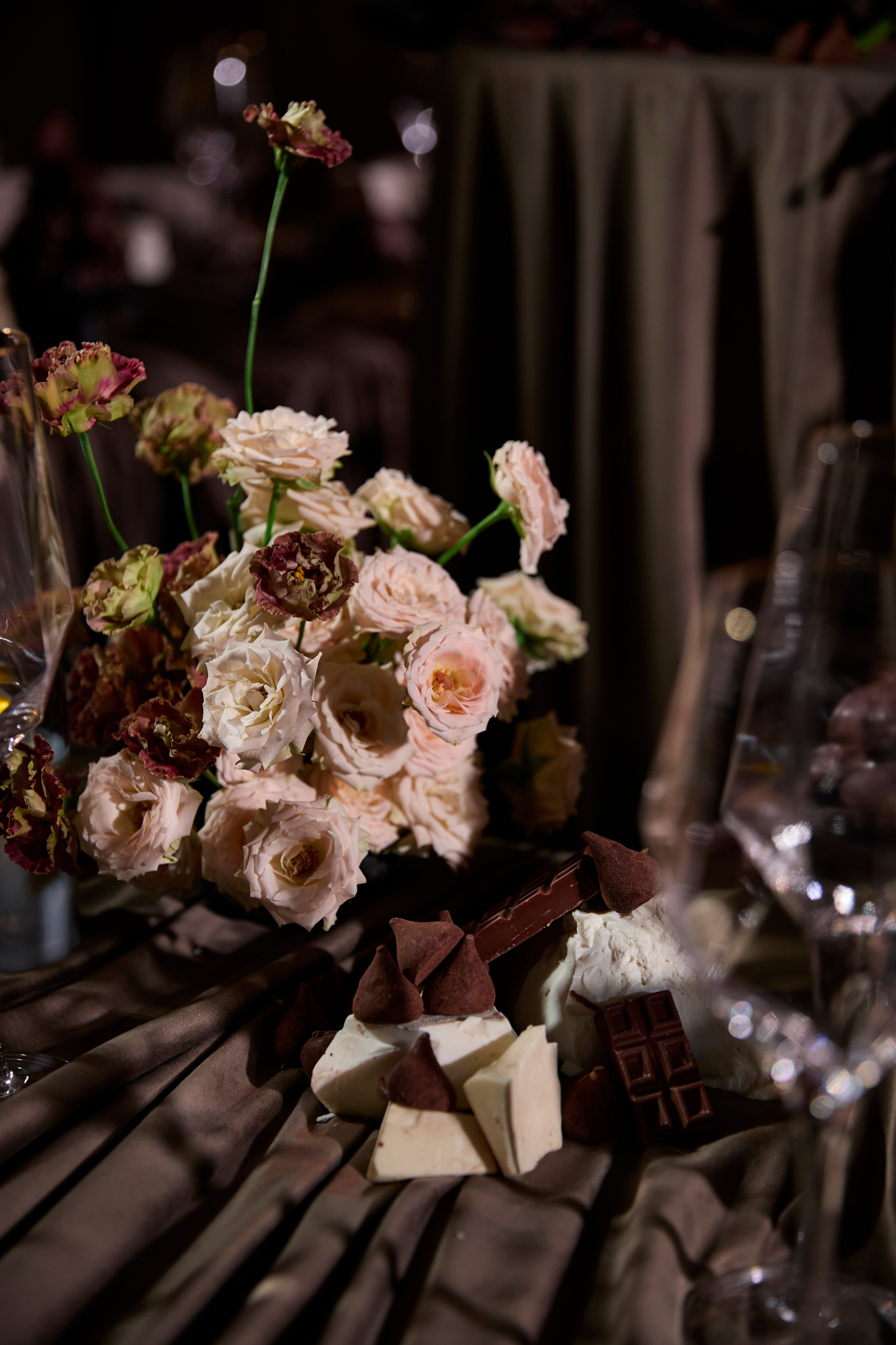 Особняк Ермолинского. Свадебный фотограф Анастасия Казакова